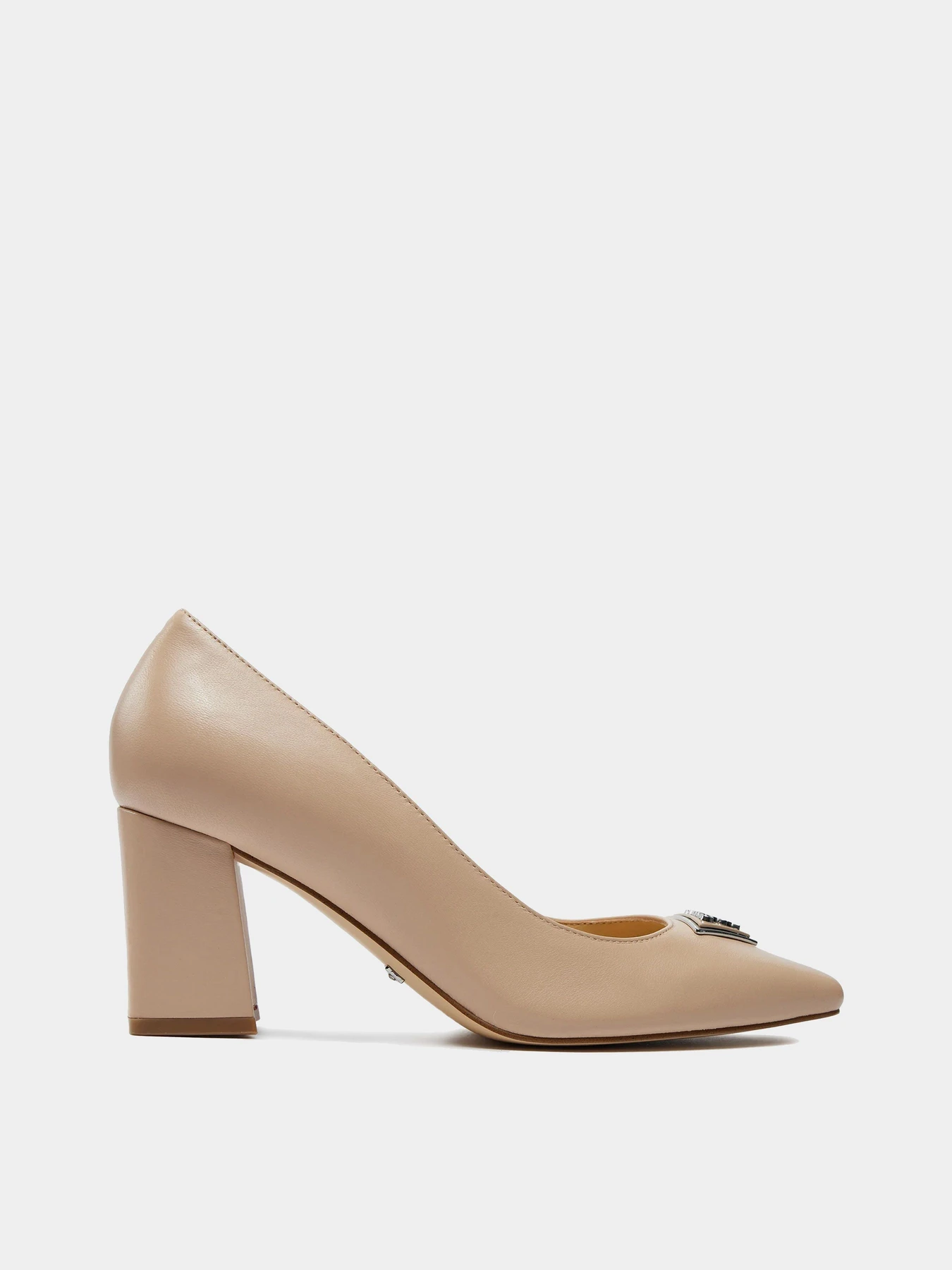 Туфли и лоферы GUESS модель FLTVR2-LEA08-NUDE Туфли и лоферы GUESS модель FLTVR2-LEA08-NUDE Фото