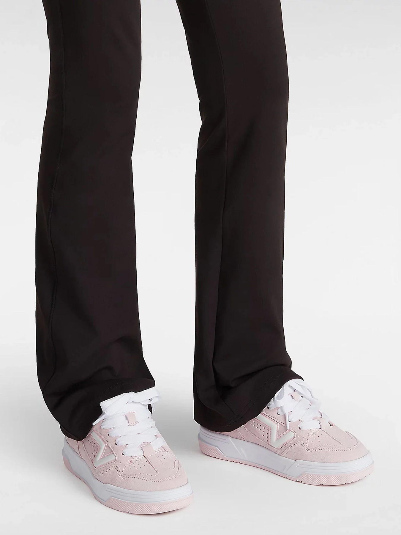 Кроссовки Vans модель VN000D1HIY31 Фото