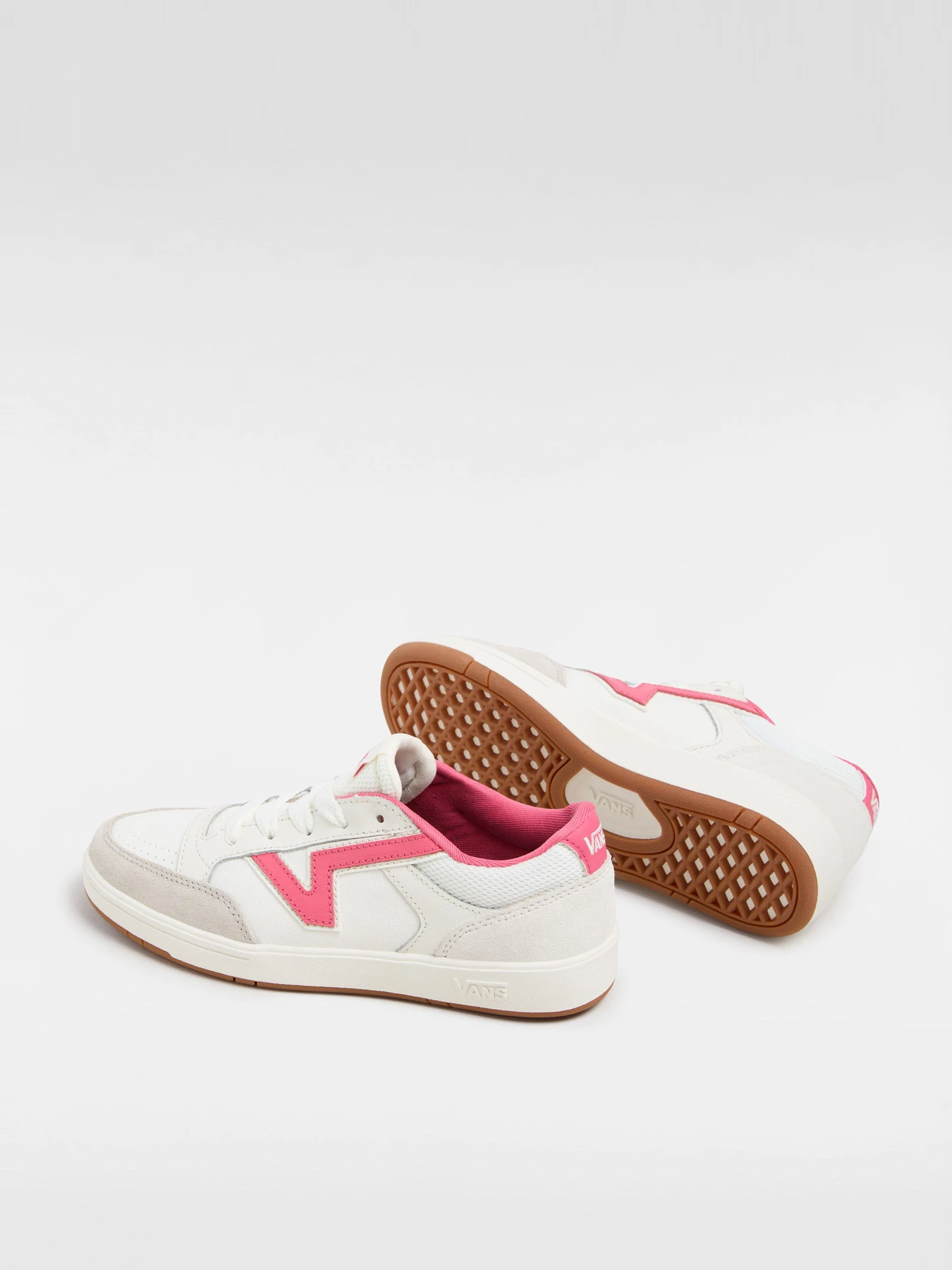 Кроссовки Vans модель VN000D30PNK1 Кроссовки Vans модель VN000D30PNK1 Фото
