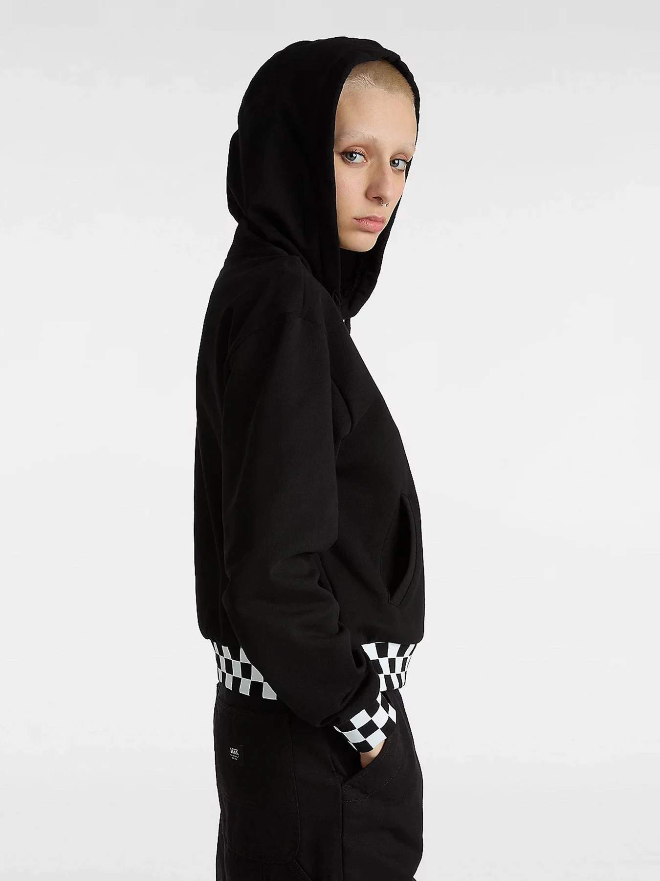 Худи и свитшоты Vans модель VN000GJ2BLK1 Худи и свитшоты Vans модель VN000GJ2BLK1 Фото