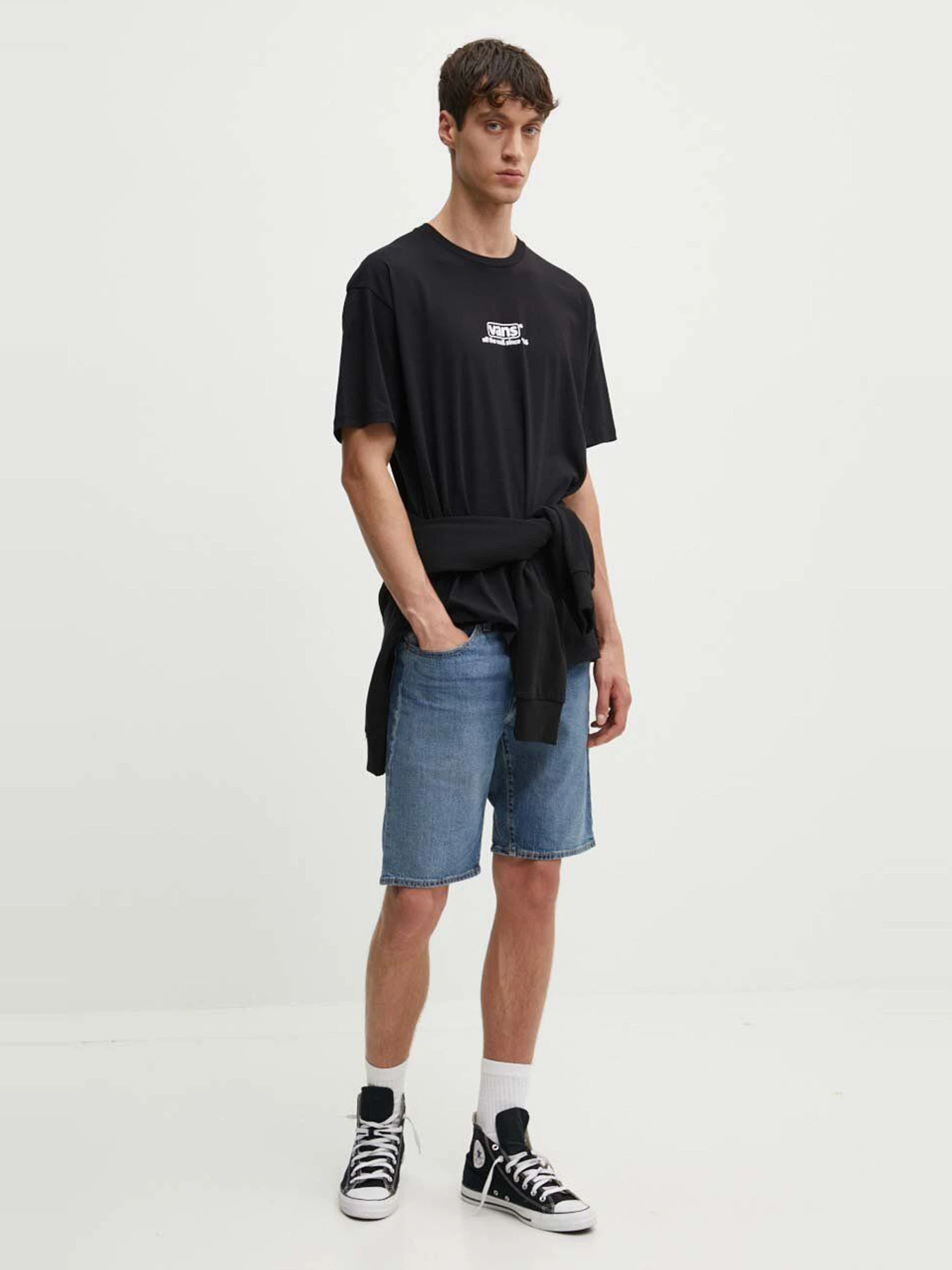 Футболки и поло Vans модель VN000HFFBLK1 Фото