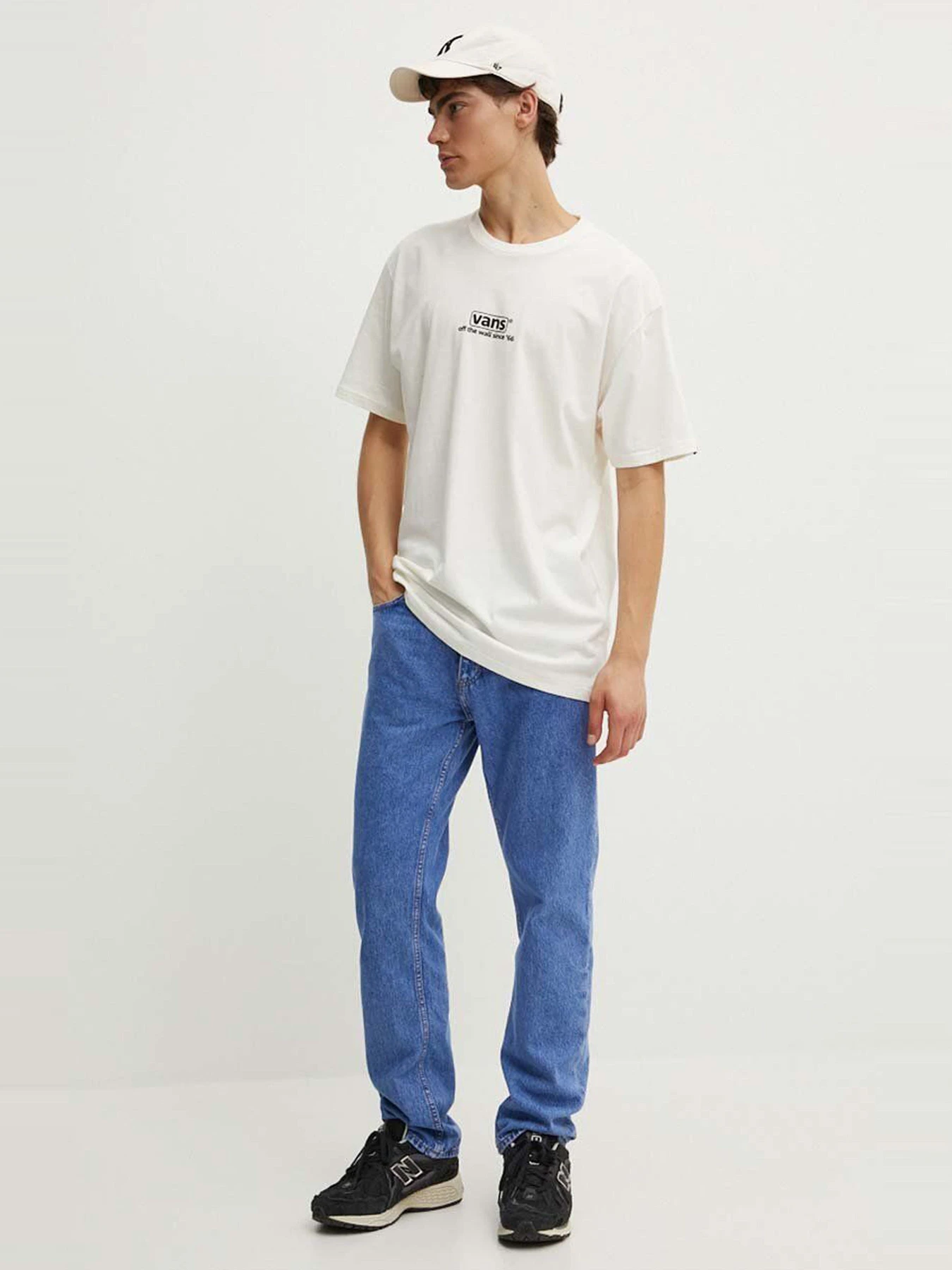Футболки и поло Vans модель VN000HFFFS81 Футболки и поло Vans модель VN000HFFFS81 Фото