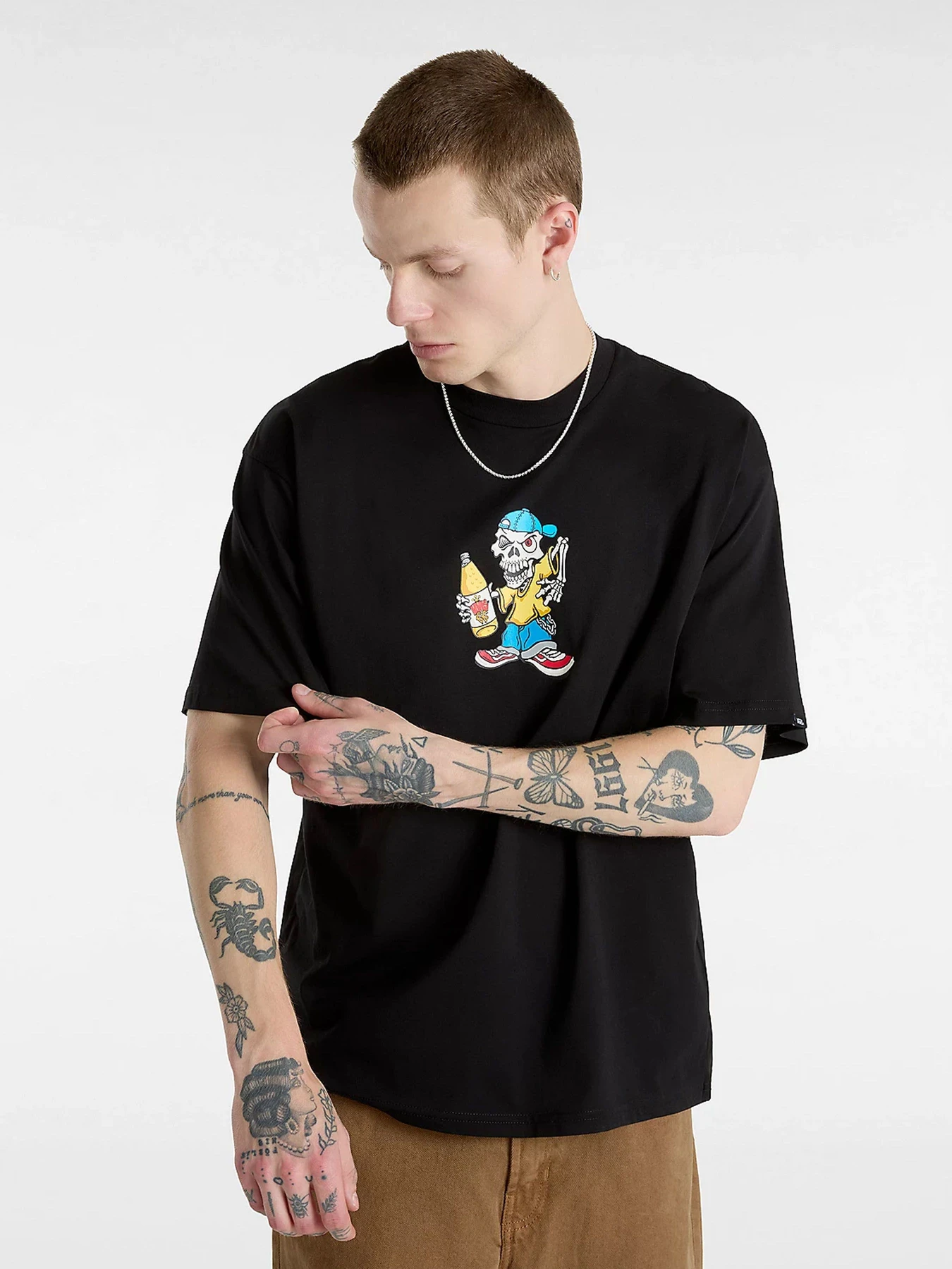 Футболки и поло Vans модель VN000HFRBLK1 Футболки и поло Vans модель VN000HFRBLK1 Фото