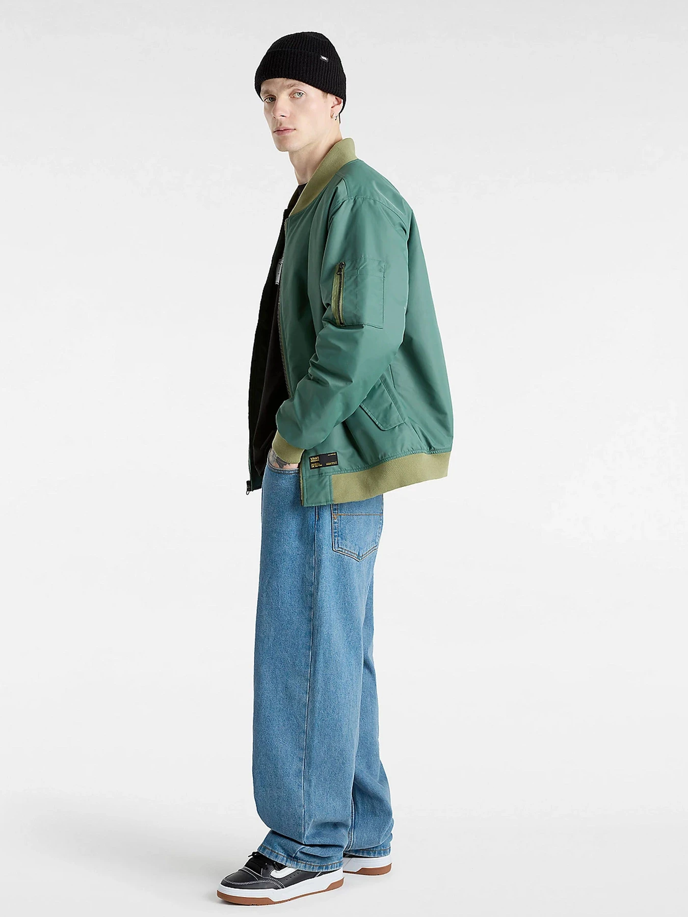 Куртки и дубленки Vans модель VN000HMQ1CI1 Фото