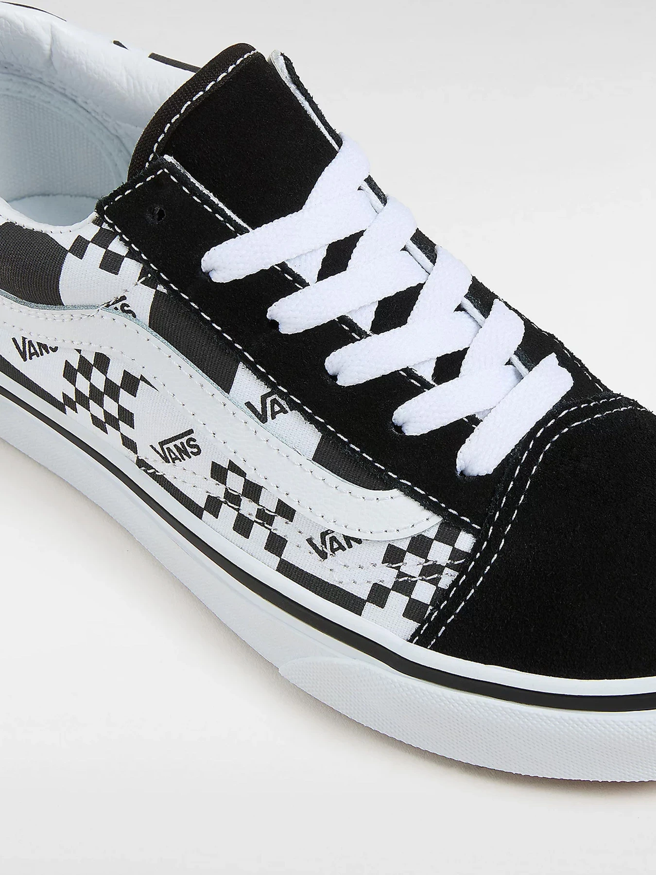 Кеды Vans модель VN000D2V6BT1 Кеды Vans модель VN000D2V6BT1 Фото