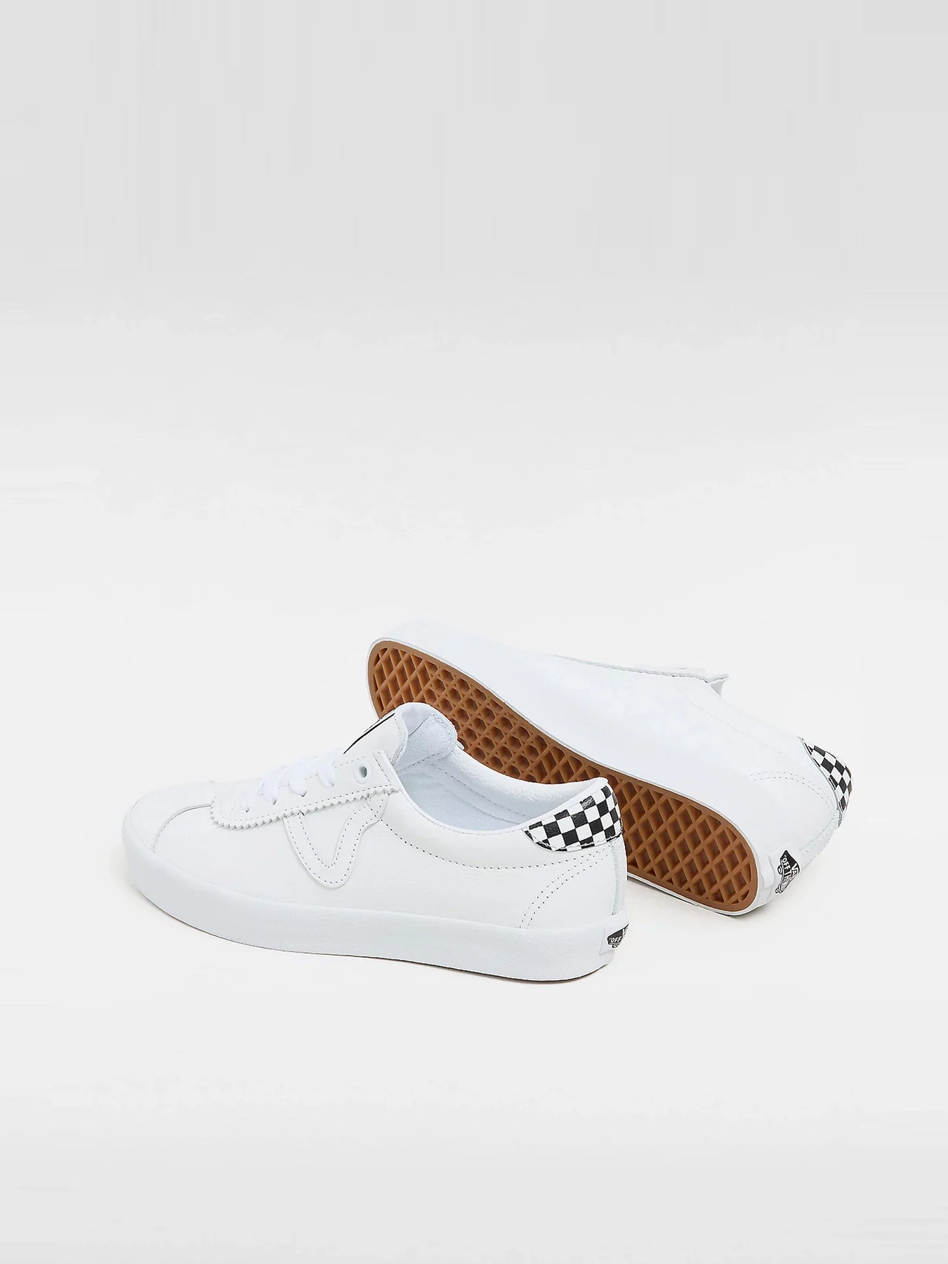 Кеды Vans модель VN000CQRWHT1 Кеды Vans модель VN000CQRWHT1 Фото