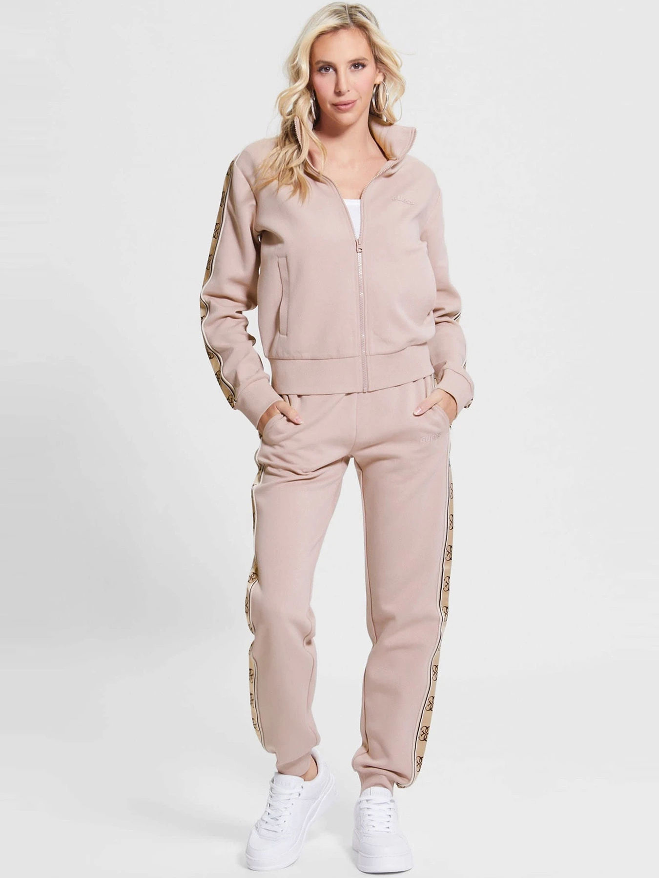 Брюки GUESS модель V2YB15-KB3P2-G4Q9 Брюки GUESS модель V2YB15-KB3P2-G4Q9 Фото