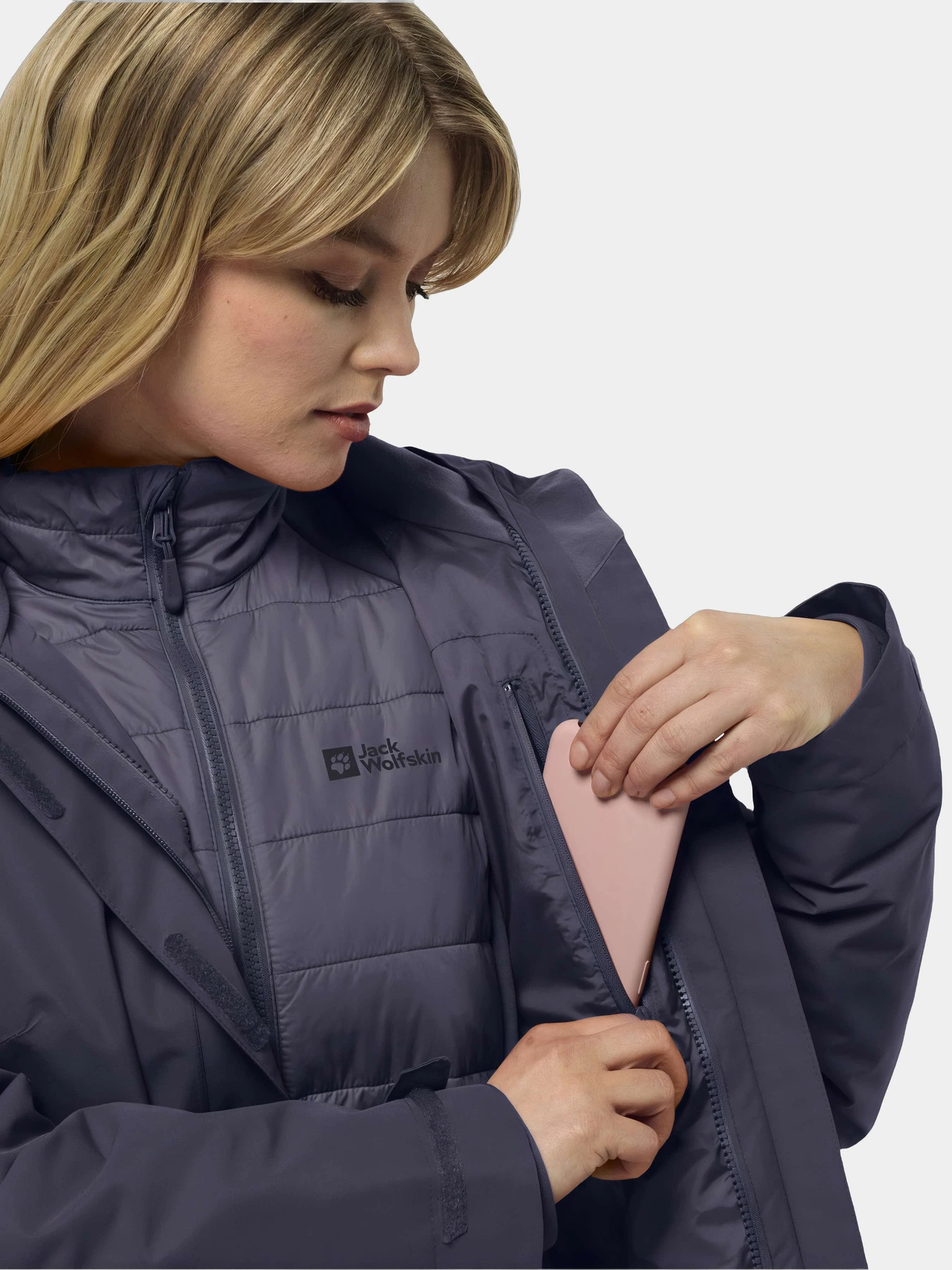 Куртки и дубленки Jack Wolfskin модель 1115601 Куртки и дубленки Jack Wolfskin модель 1115601 Фото
