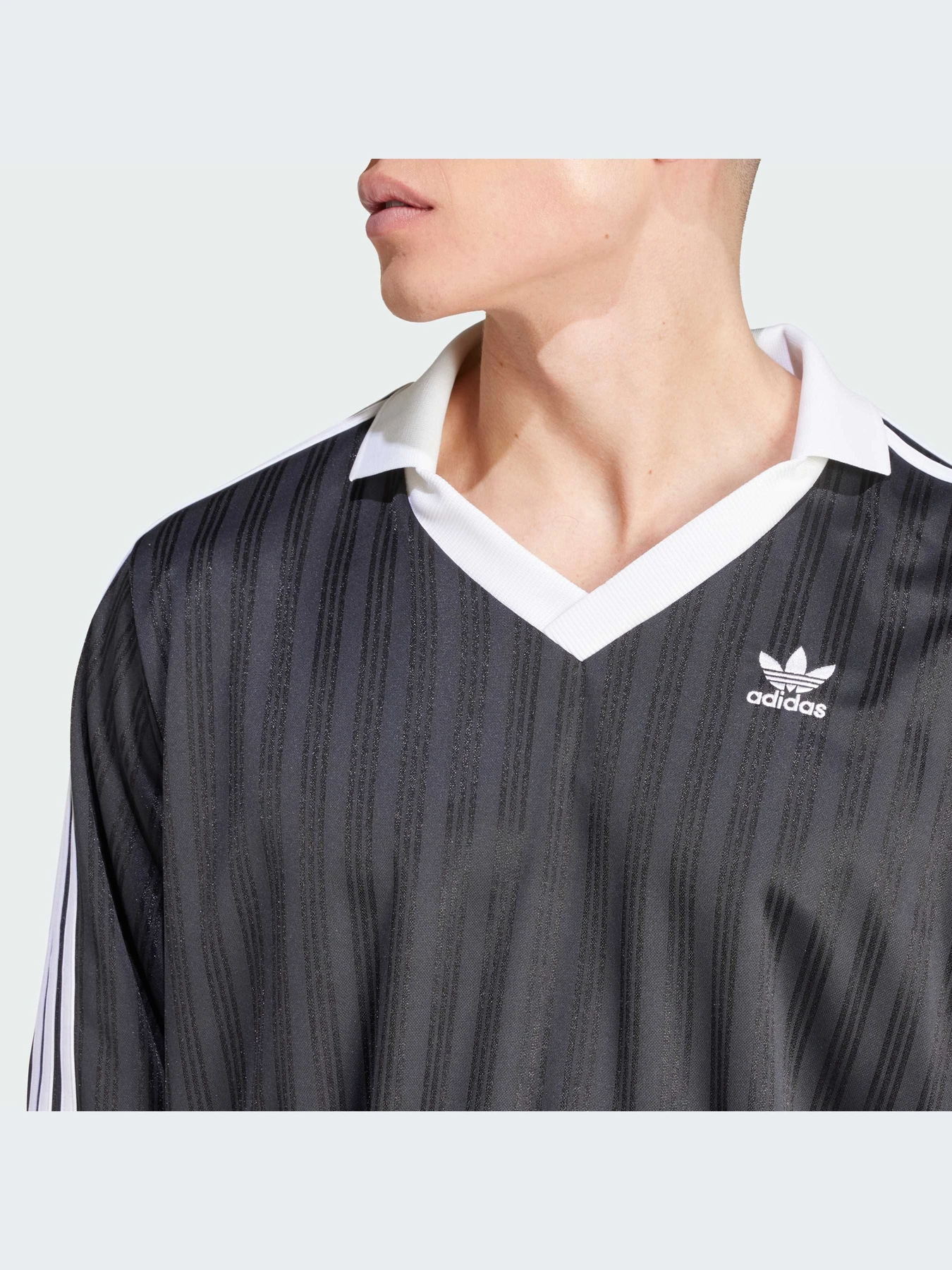 Худи и свитшоты Adidas Adicolor модель IZ4808-KZ Худи и свитшоты Adidas Adicolor модель IZ4808-KZ Фото
