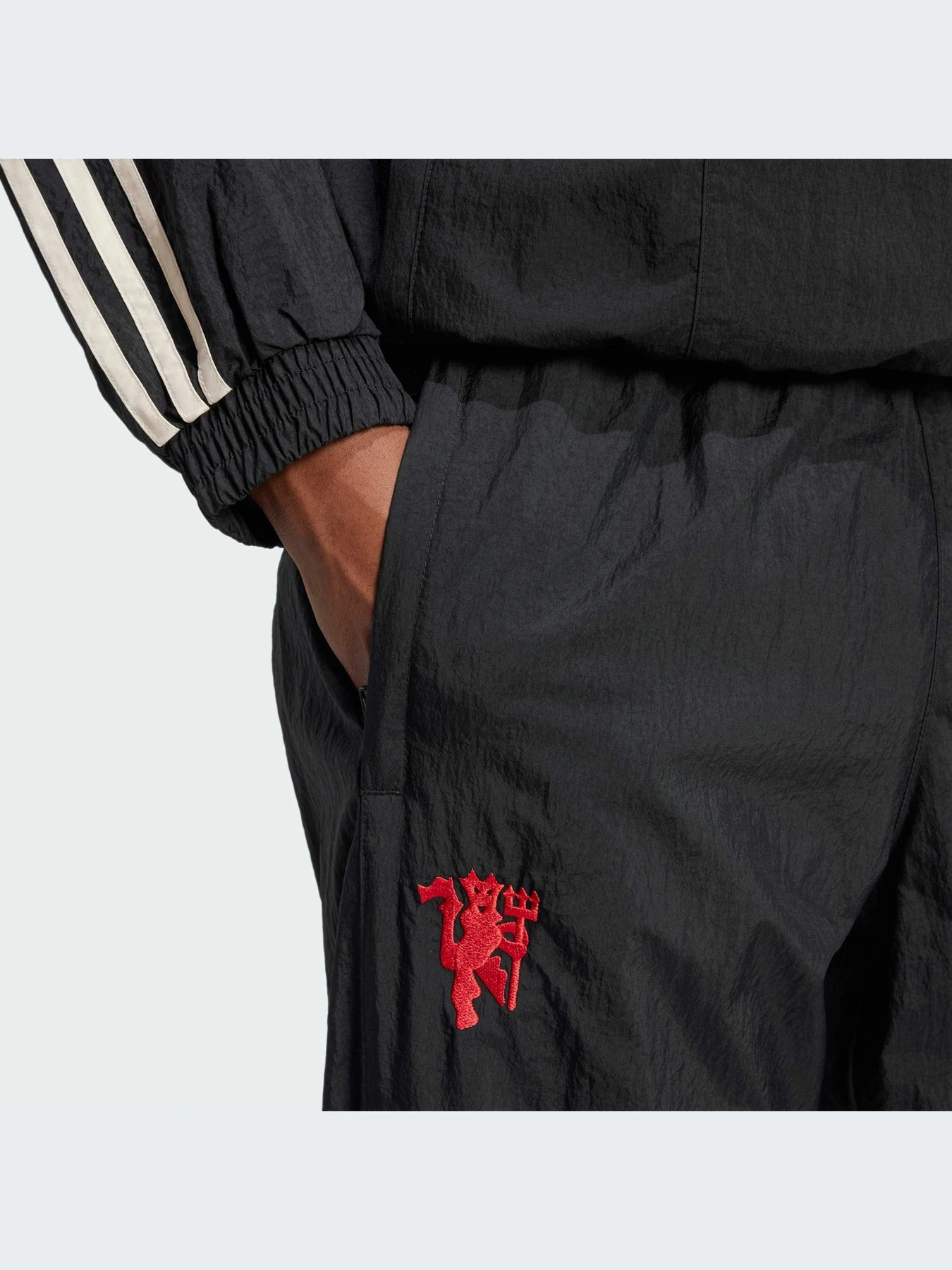Брюки Adidas модель IS6527-KZ Брюки Adidas модель IS6527-KZ Фото