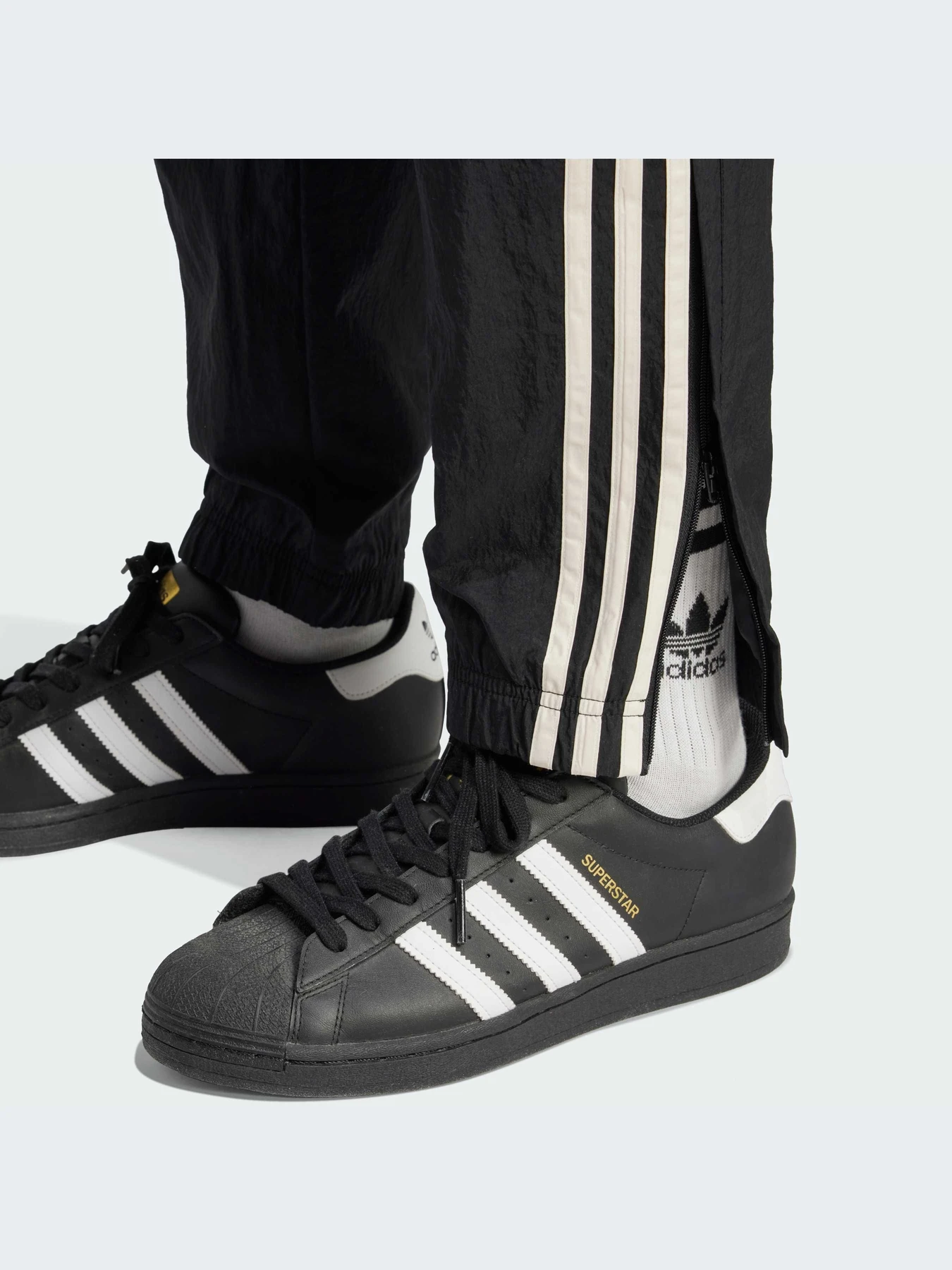 Брюки Adidas модель IS6527-KZ Брюки Adidas модель IS6527-KZ Фото