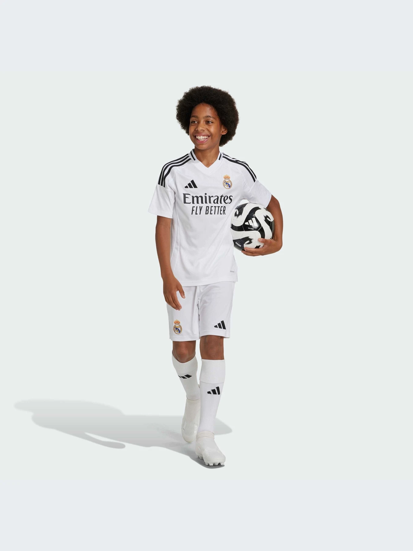 Шорты Adidas модель IT5176-KZ Шорты Adidas модель IT5176-KZ Фото