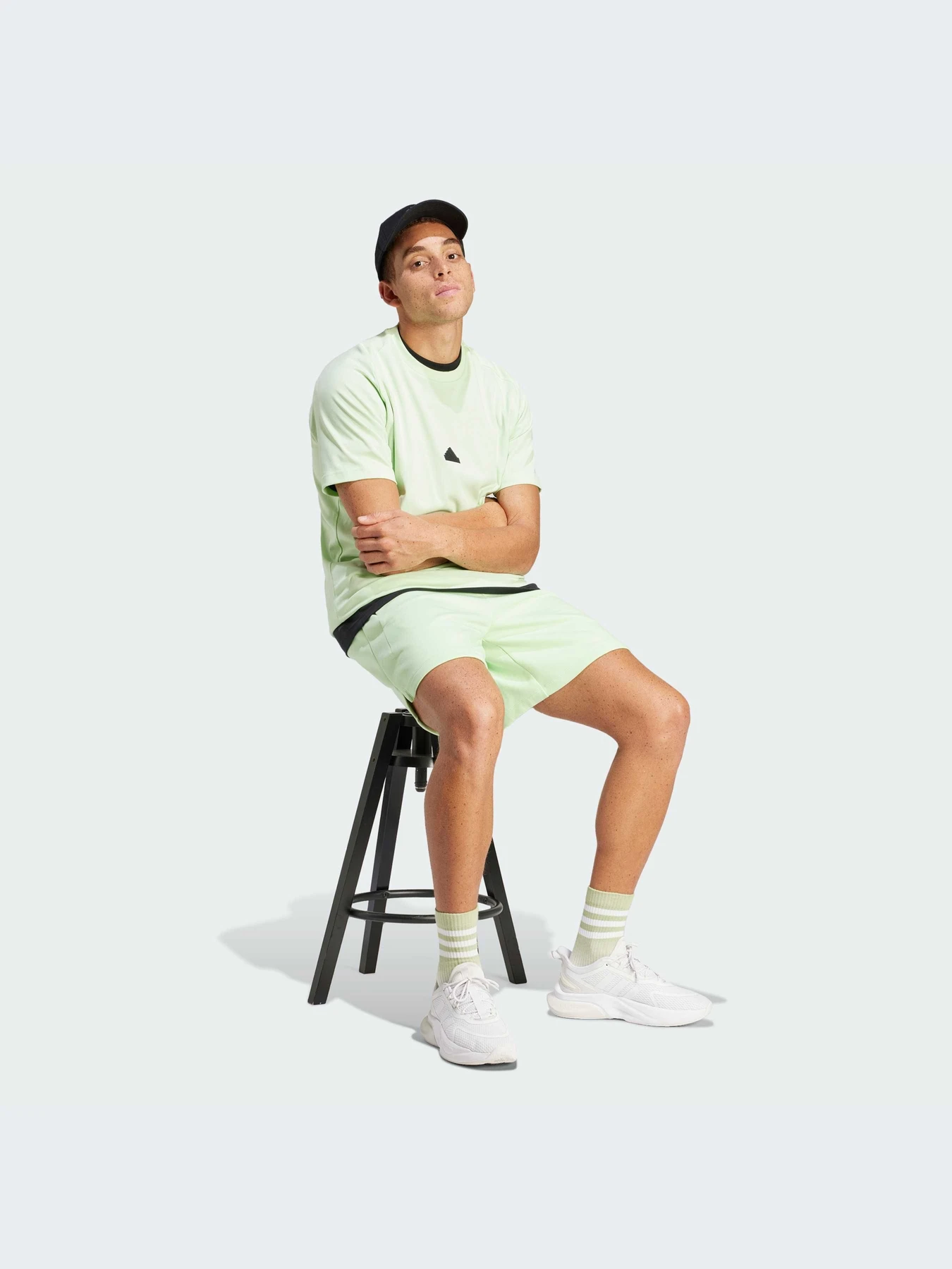 Футболки и поло Adidas ZNE модель IR5227-KZ Футболки и поло Adidas ZNE модель IR5227-KZ Фото