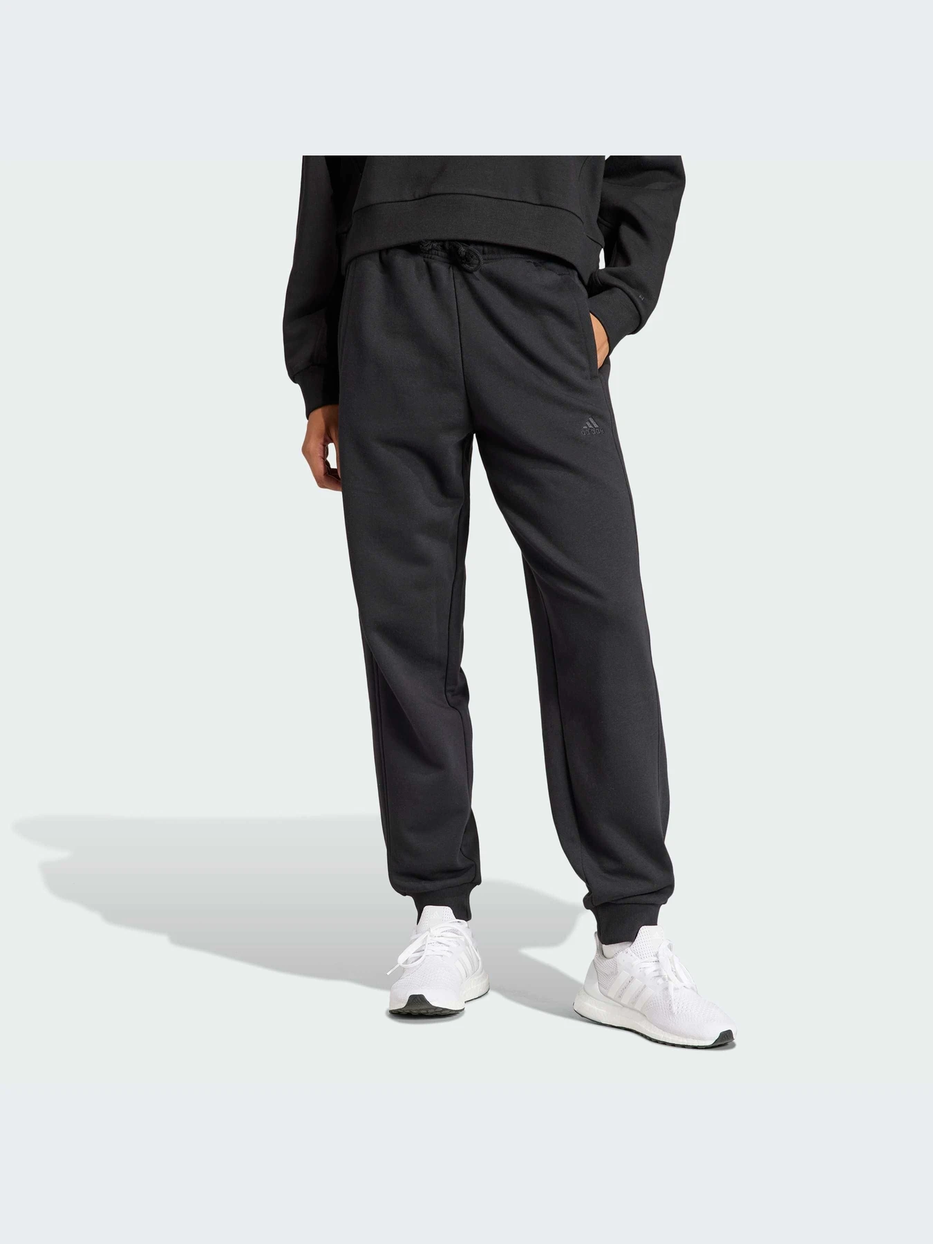 Брюки Adidas модель IW1278-KZ Брюки Adidas модель IW1278-KZ Фото