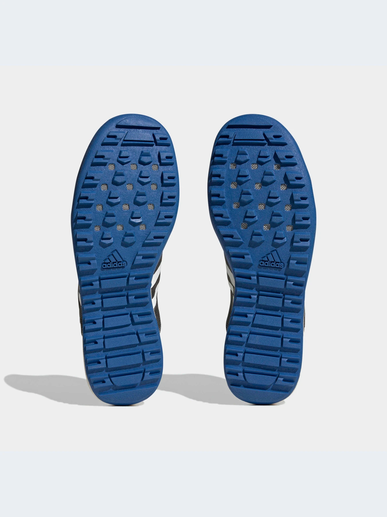 Кроссовки Adidas модель HP8637-KZ Кроссовки Adidas модель HP8637-KZ Фото