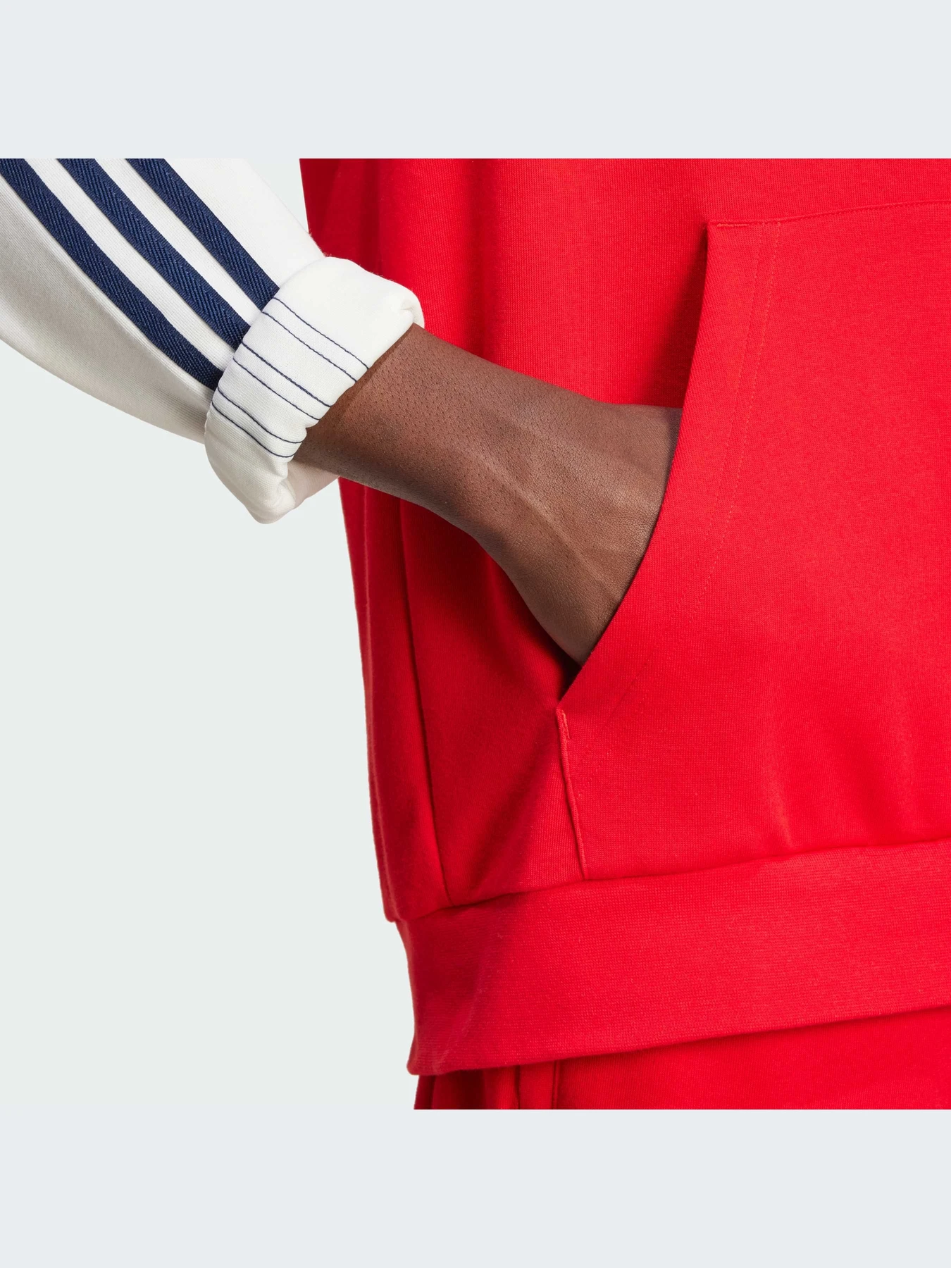 Худи и свитшоты Adidas Adicolor модель IY4859-KZ Худи и свитшоты Adidas Adicolor модель IY4859-KZ Фото