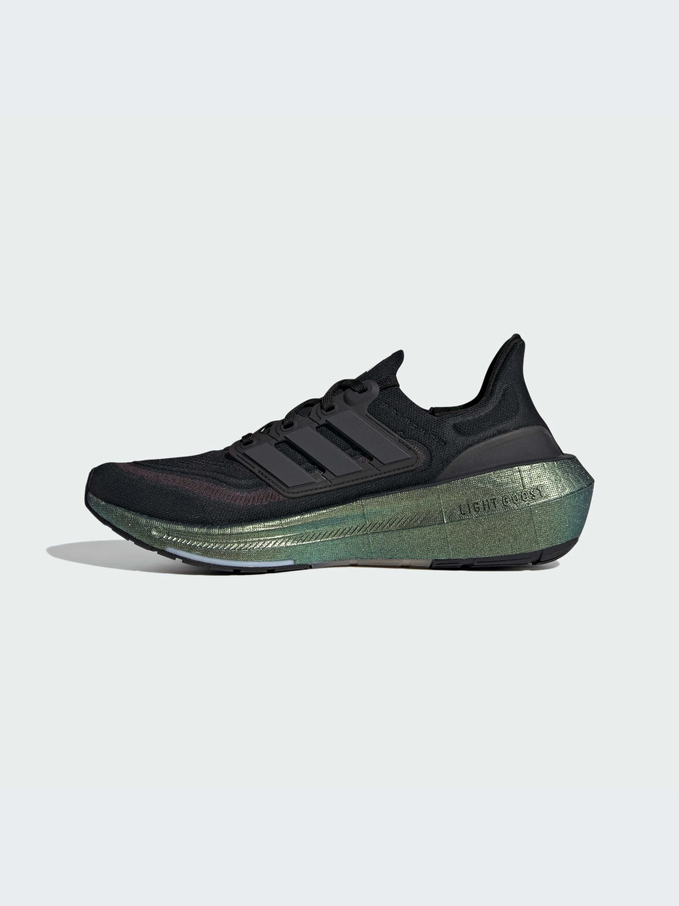 Кроссовки Adidas Ultraboost модель IF1720-KZ Кроссовки Adidas Ultraboost модель IF1720-KZ Фото