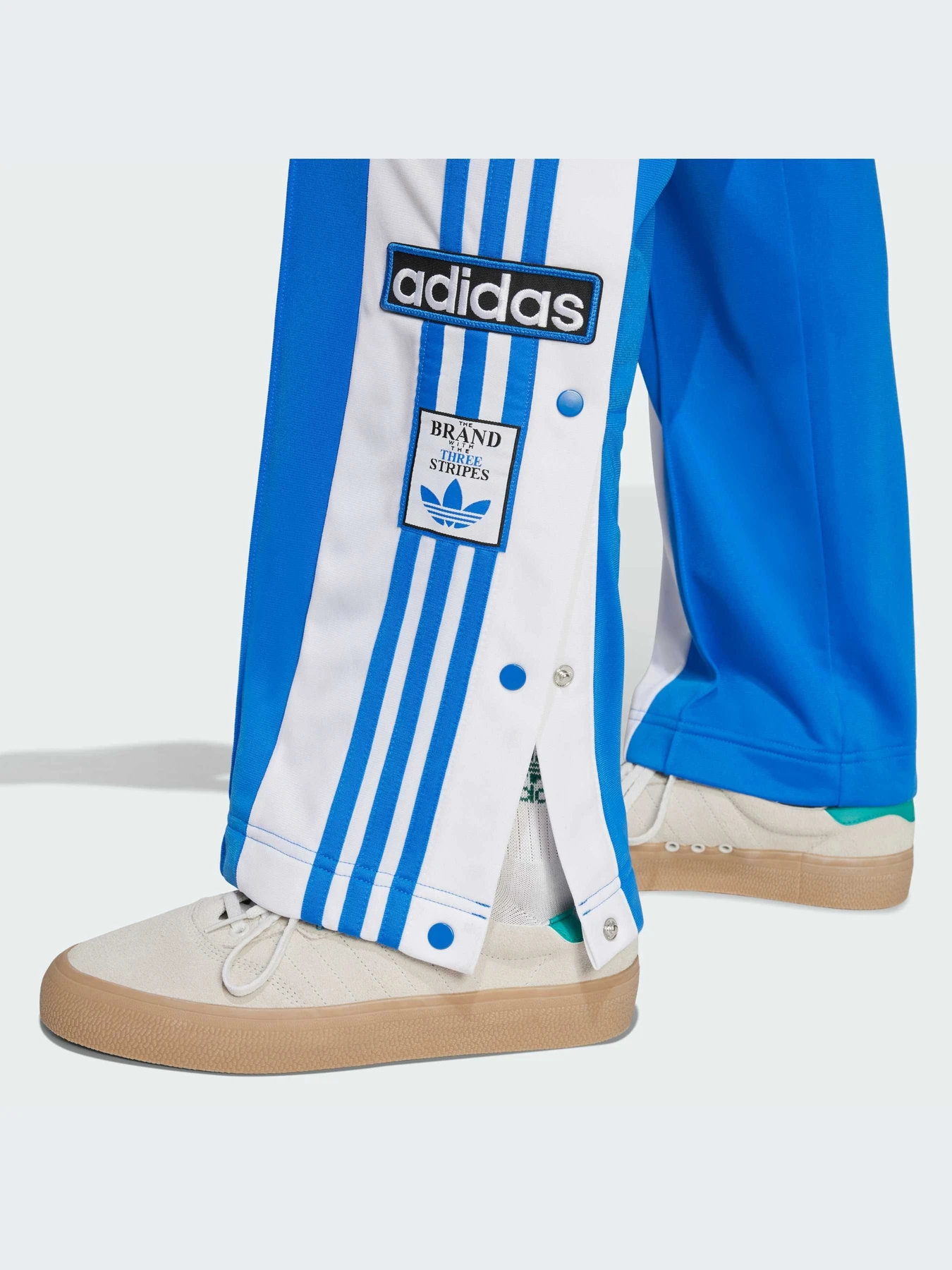 Брюки Adidas Adicolor модель IY2124-KZ Брюки Adidas Adicolor модель IY2124-KZ Фото