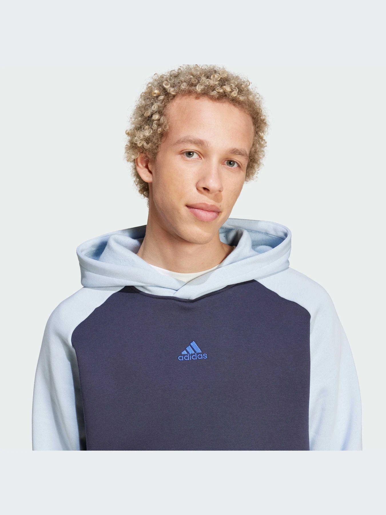 Костюмы Adidas модель IX1278-KZ Костюмы Adidas модель IX1278-KZ Фото
