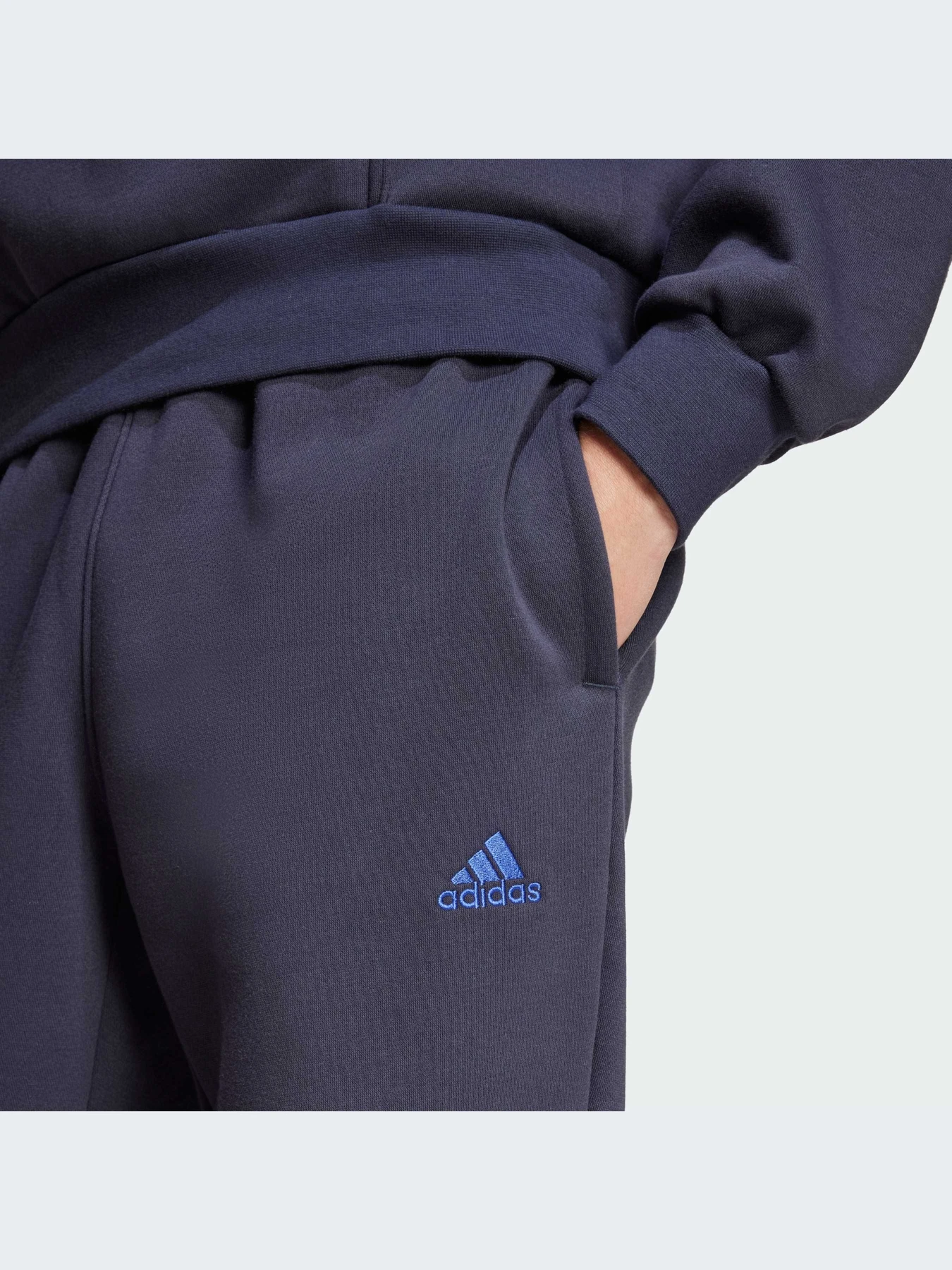 Костюмы Adidas модель IX1278-KZ Костюмы Adidas модель IX1278-KZ Фото