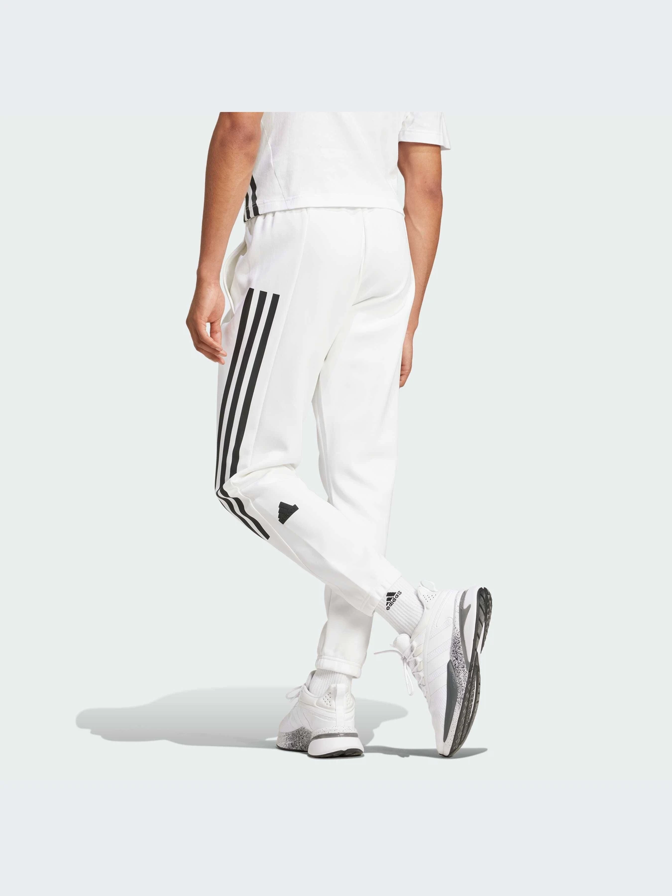 Брюки Adidas модель JJ4157-KZ Брюки Adidas модель JJ4157-KZ Фото