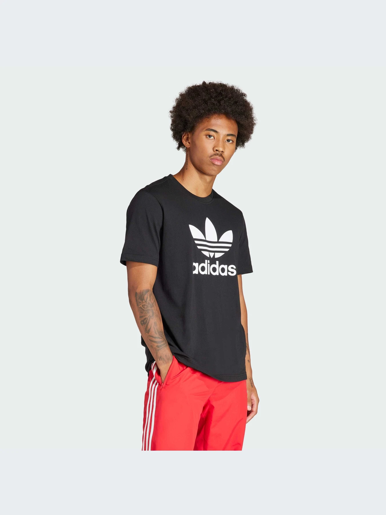 Футболки и поло Adidas Adicolor модель IU2364-KZ Футболки и поло Adidas Adicolor модель IU2364-KZ Фото