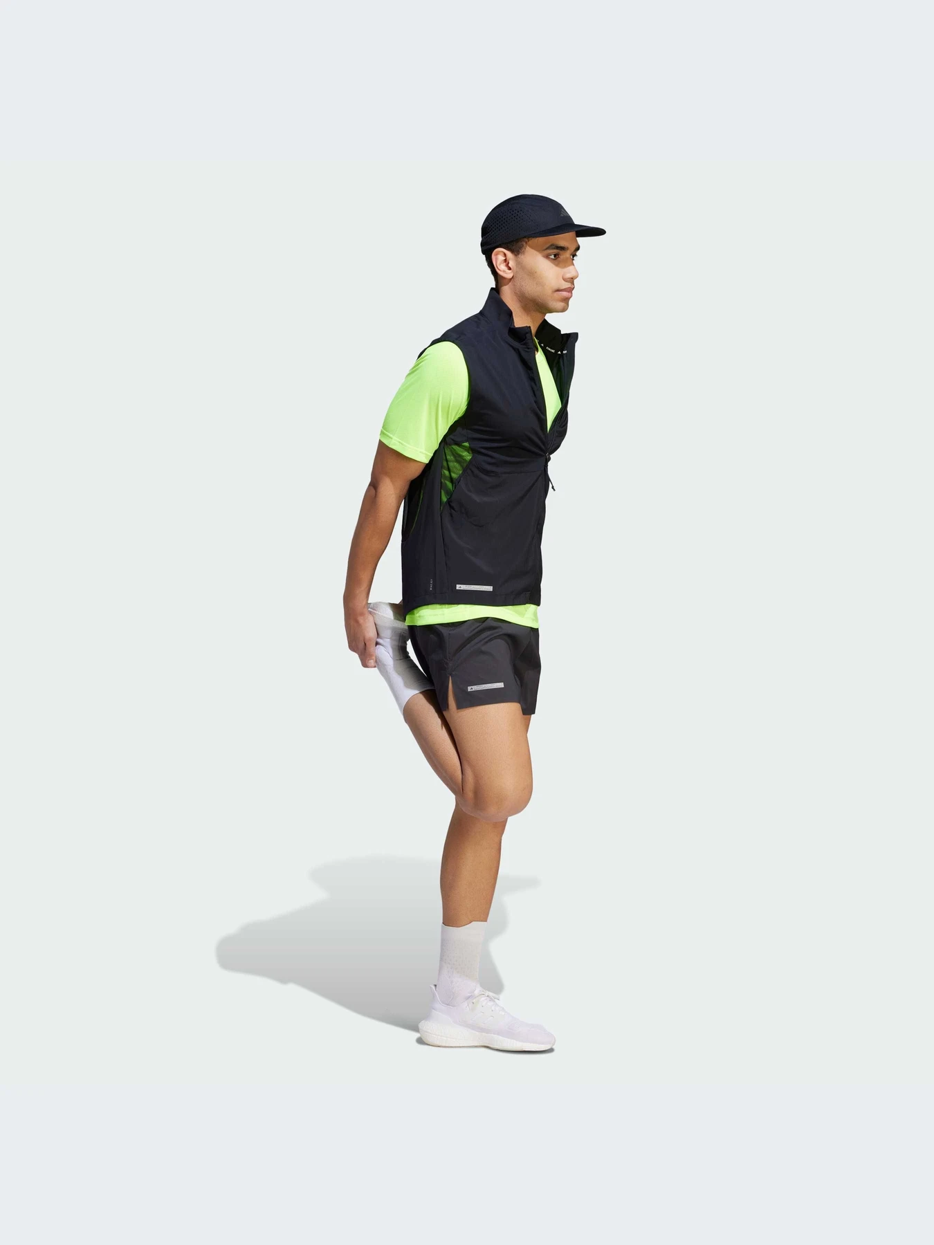Шорты Adidas модель HZ4440-KZ Шорты Adidas модель HZ4440-KZ Фото