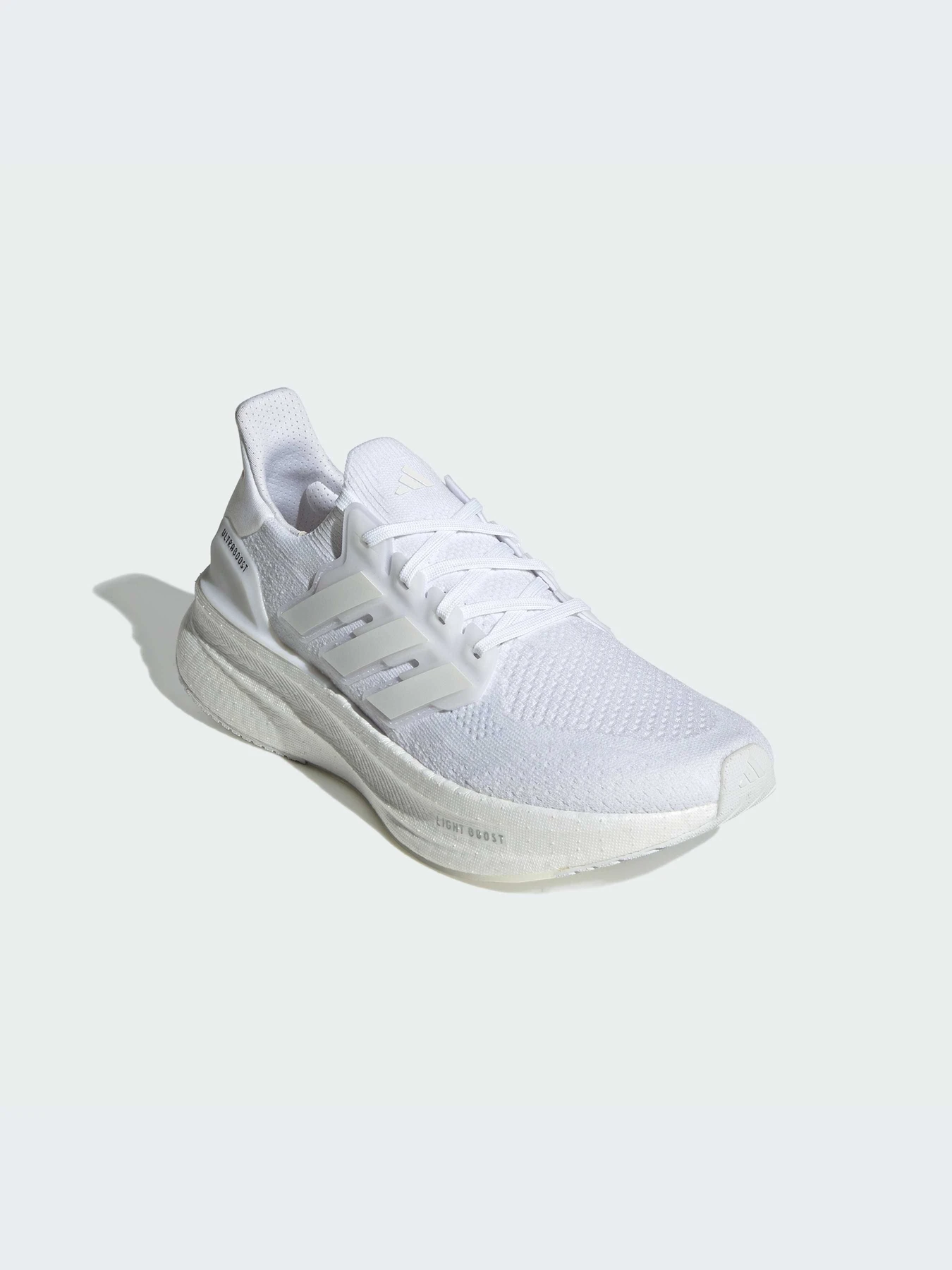 Кроссовки Adidas Ultraboost модель ID8813-KZ Кроссовки Adidas Ultraboost модель ID8813-KZ Фото