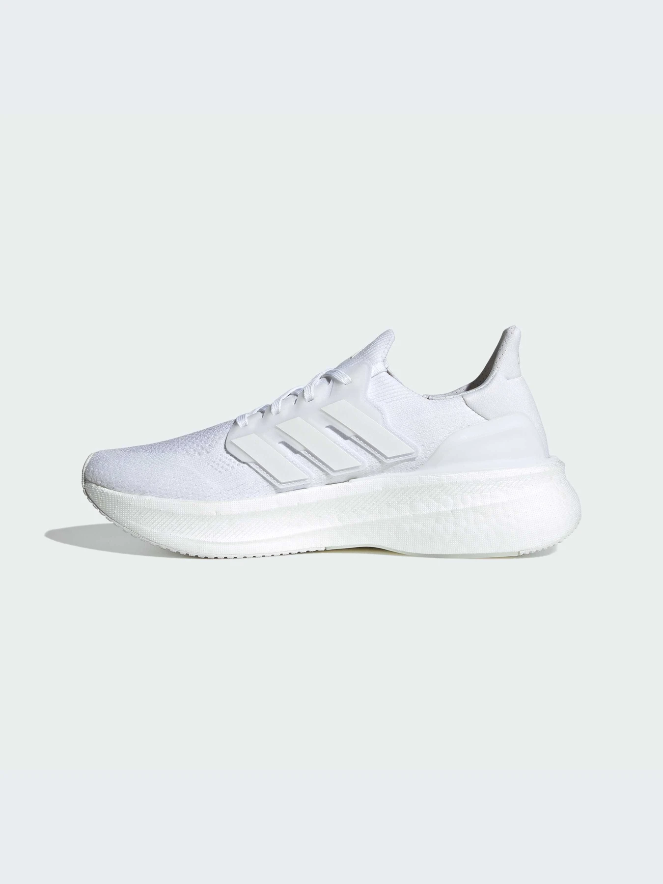 Кроссовки Adidas Ultraboost модель ID8813-KZ Кроссовки Adidas Ultraboost модель ID8813-KZ Фото