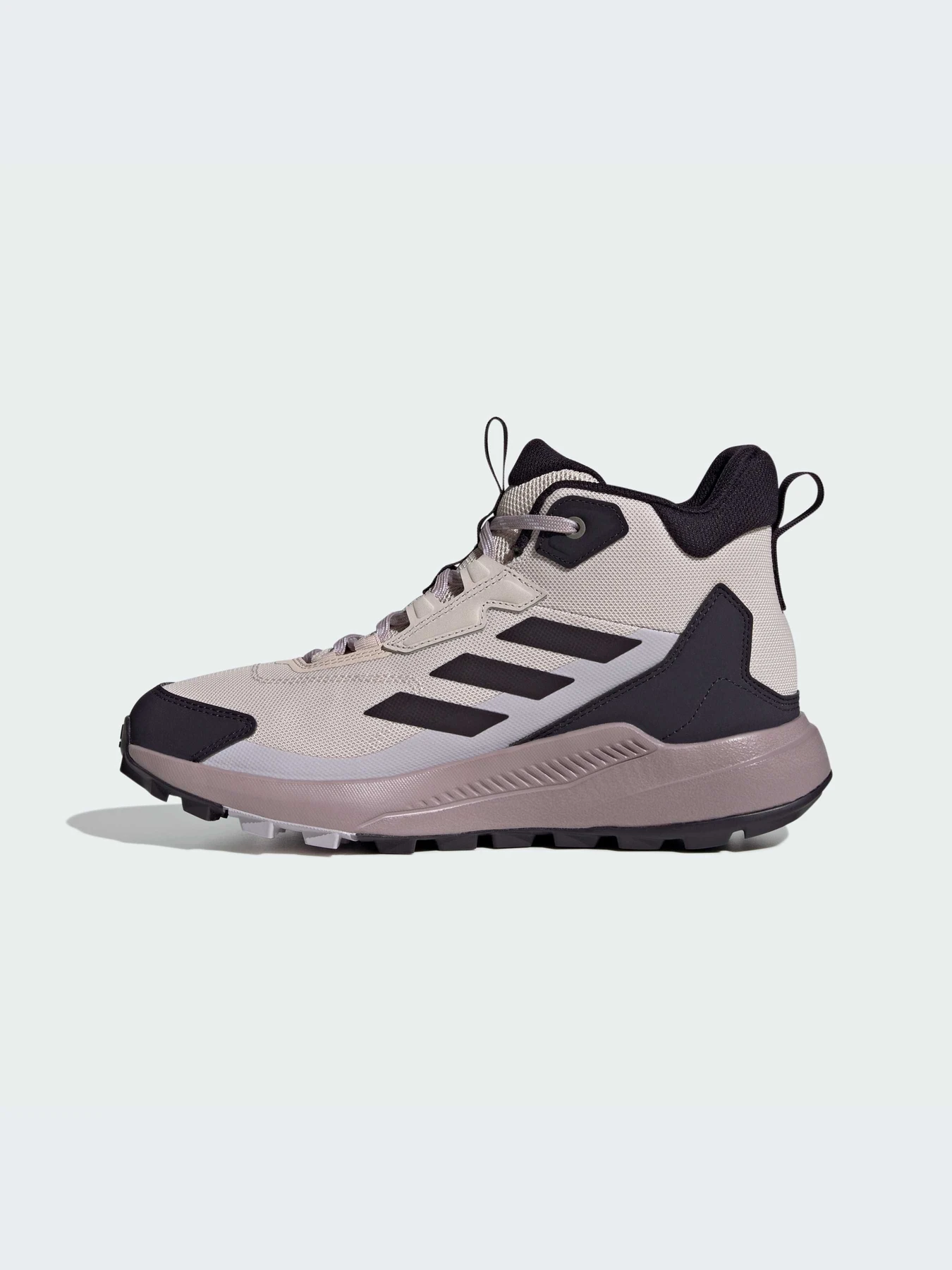 Ботинки и сапоги Adidas модель IE3889-KZ Ботинки и сапоги Adidas модель IE3889-KZ Фото