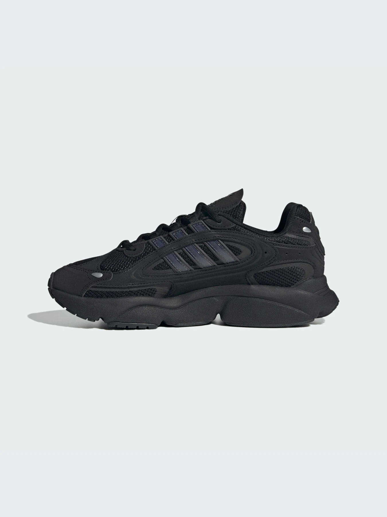 Кроссовки Adidas Ozweego модель IF9601-KZ Кроссовки Adidas Ozweego модель IF9601-KZ Фото