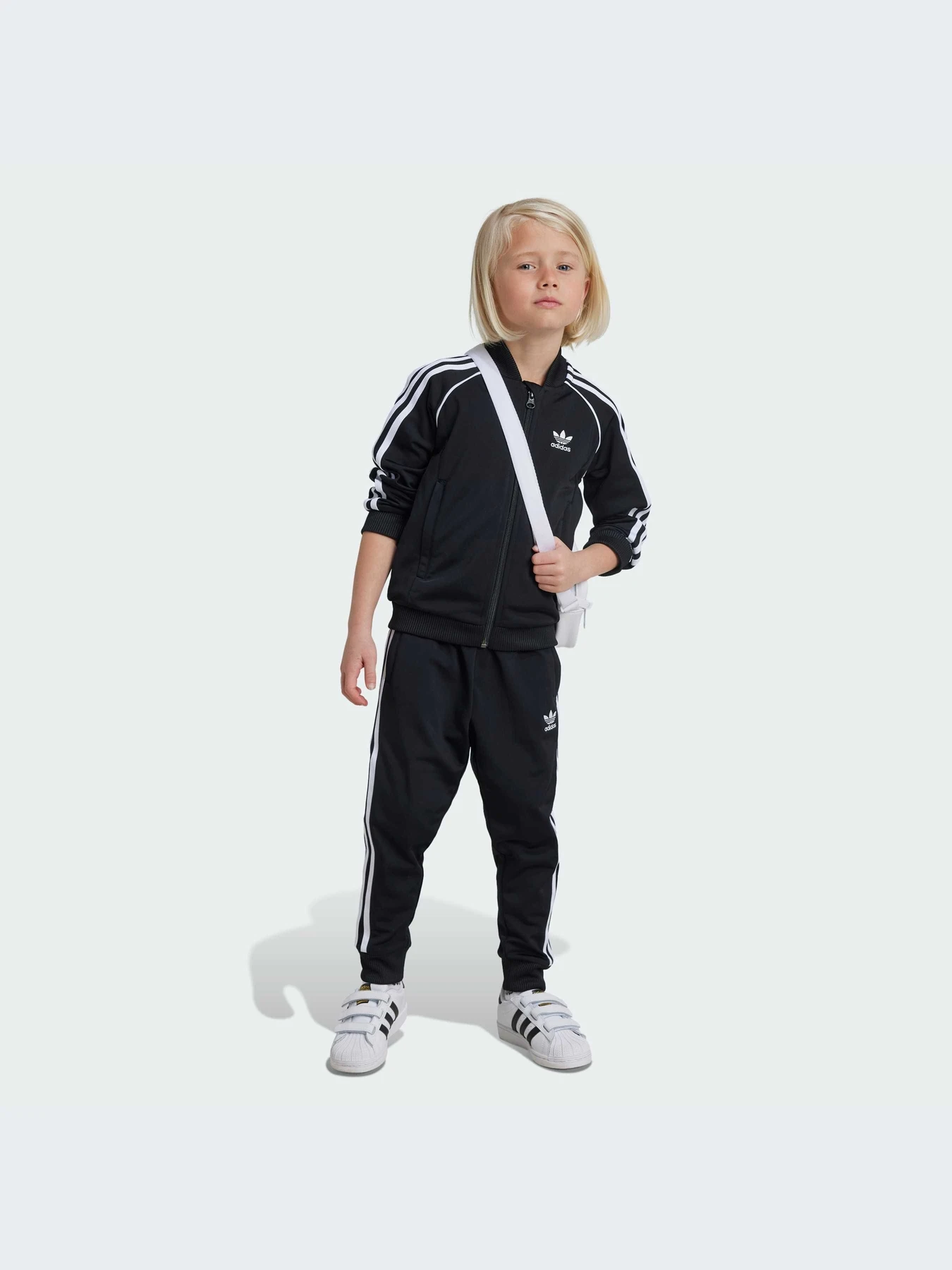 Костюмы Adidas Adicolor модель IX7624-KZ Костюмы Adidas Adicolor модель IX7624-KZ Фото