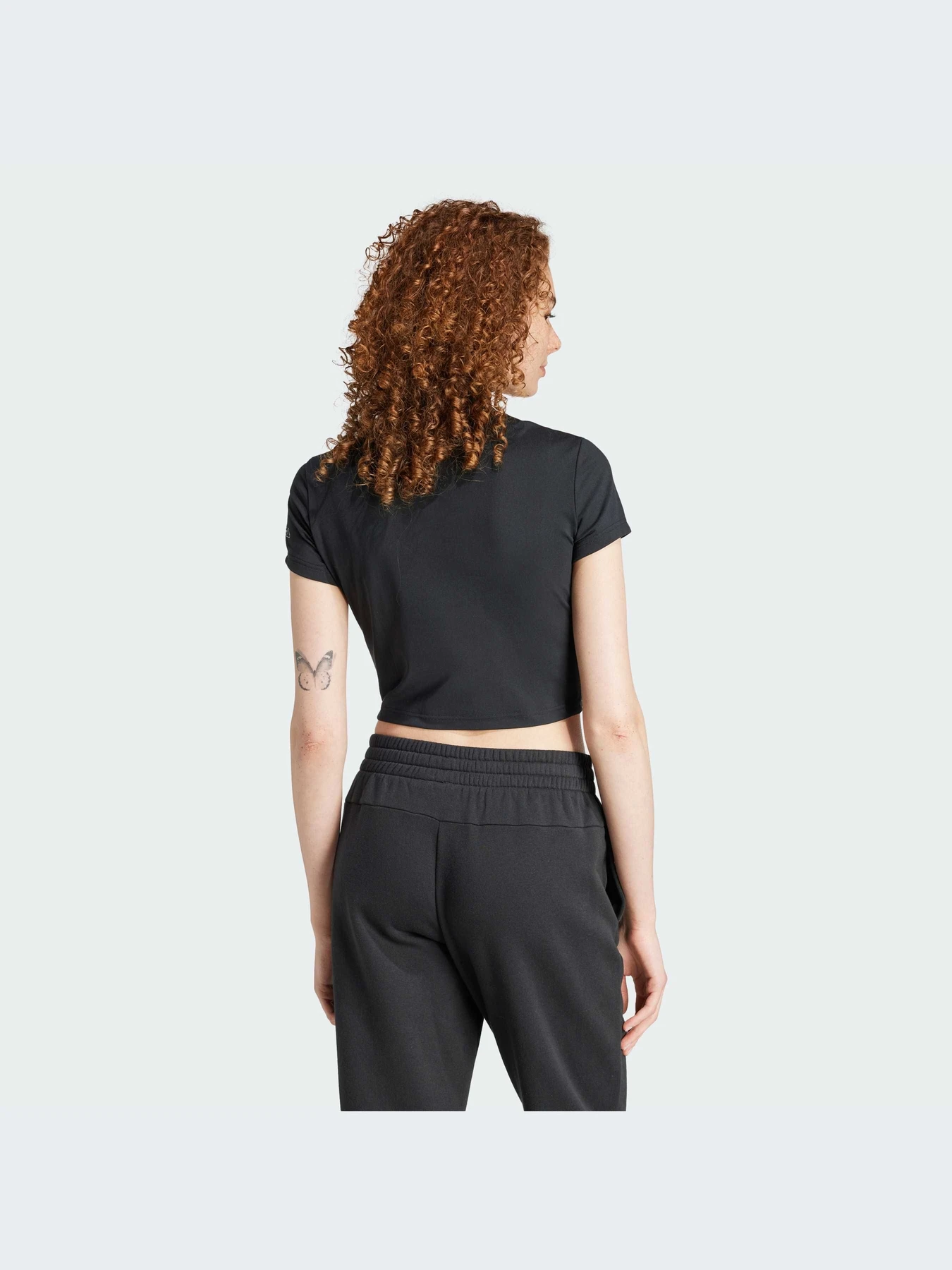 Футболки и поло Adidas модель JD8179-KZ Футболки и поло Adidas модель JD8179-KZ Фото