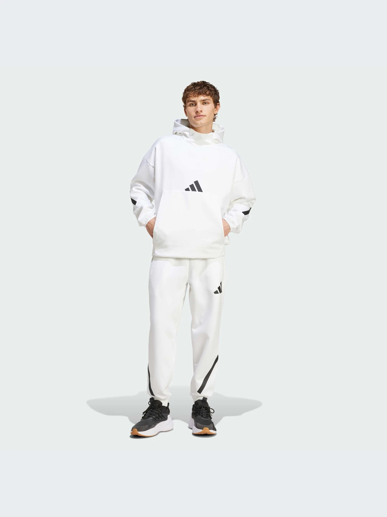 Брюки Adidas ZNE модель JF2449-KZ Брюки Adidas ZNE модель JF2449-KZ Фото