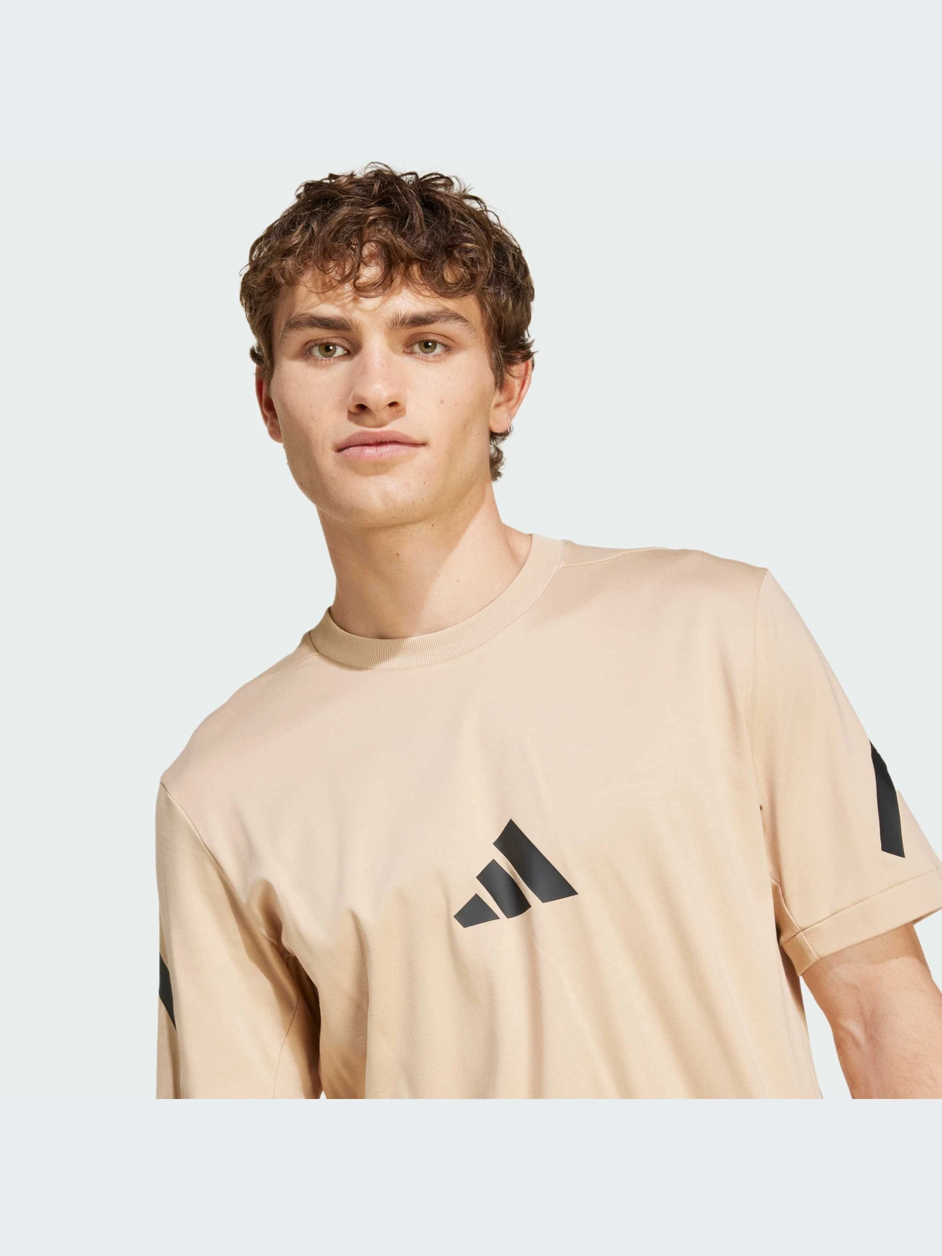 Футболки и поло Adidas ZNE модель JF2453-KZ Футболки и поло Adidas ZNE модель JF2453-KZ Фото