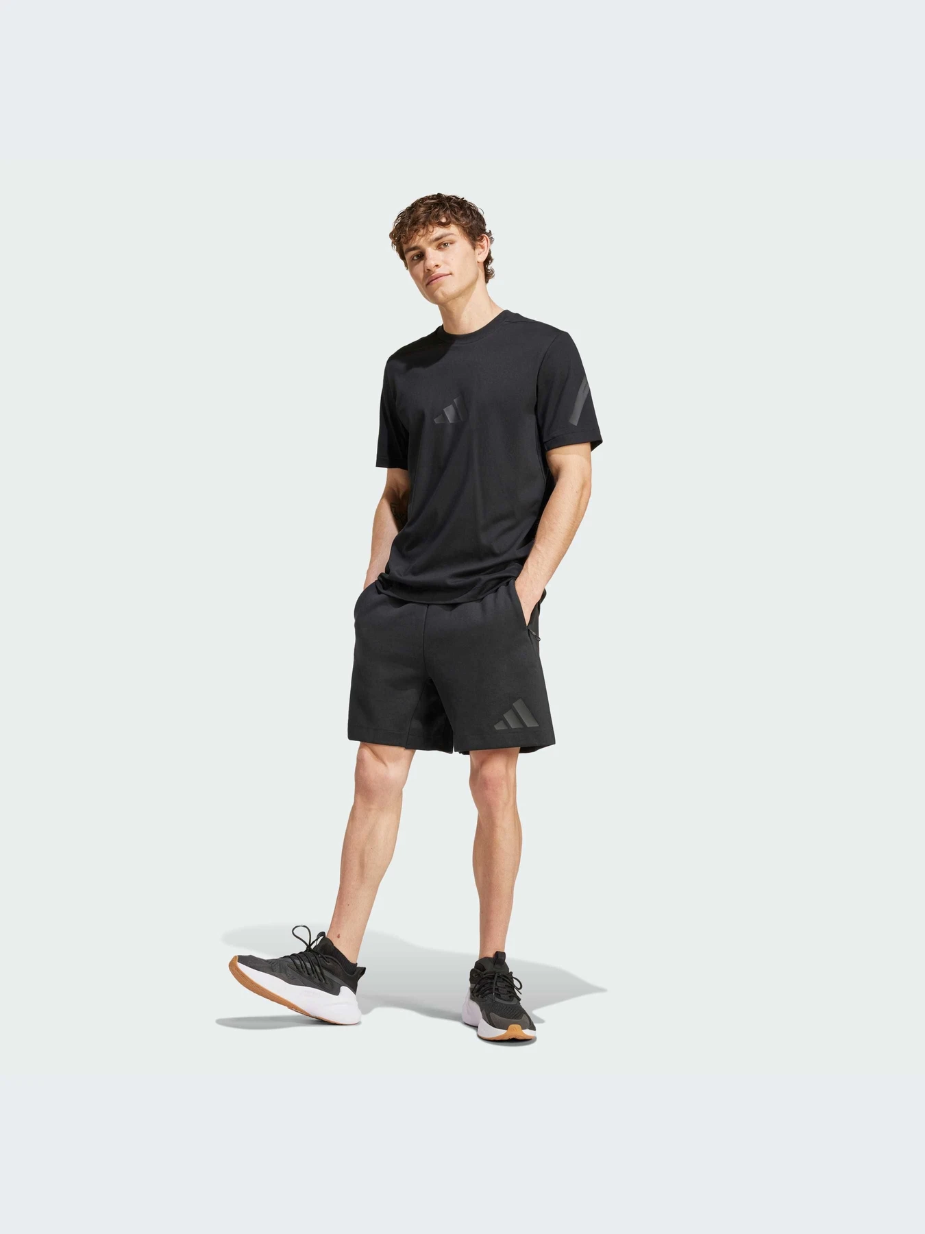Шорты Adidas ZNE модель JE7540-KZ Шорты Adidas ZNE модель JE7540-KZ Фото
