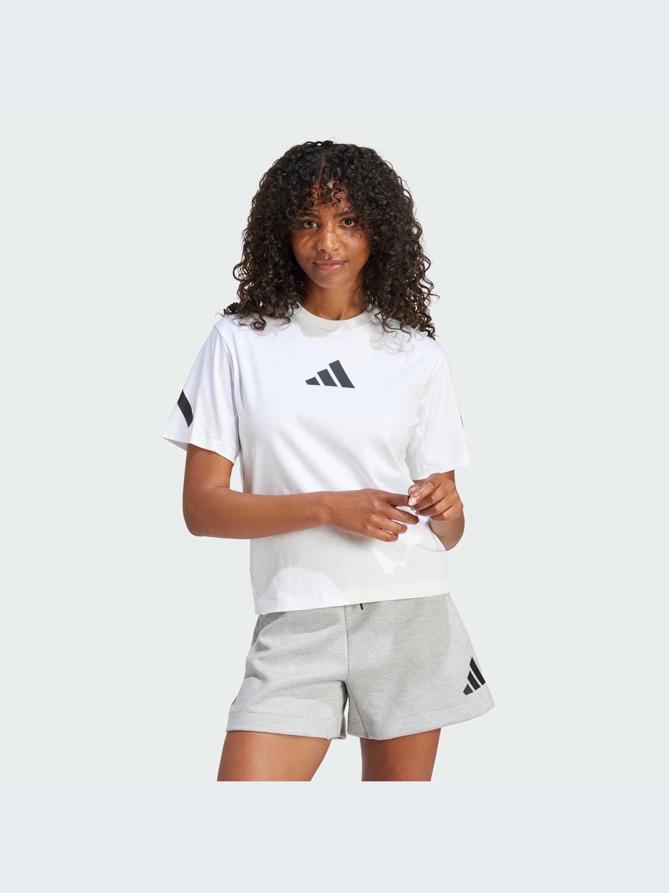 Футболки и поло Adidas ZNE модель JE7857-KZ Футболки и поло Adidas ZNE модель JE7857-KZ Фото