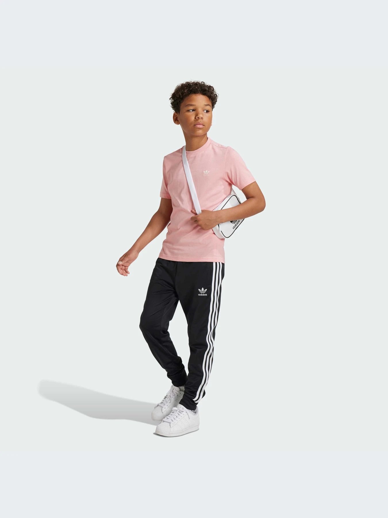 Футболки и поло Adidas модель IX5269-KZ Футболки и поло Adidas модель IX5269-KZ Фото