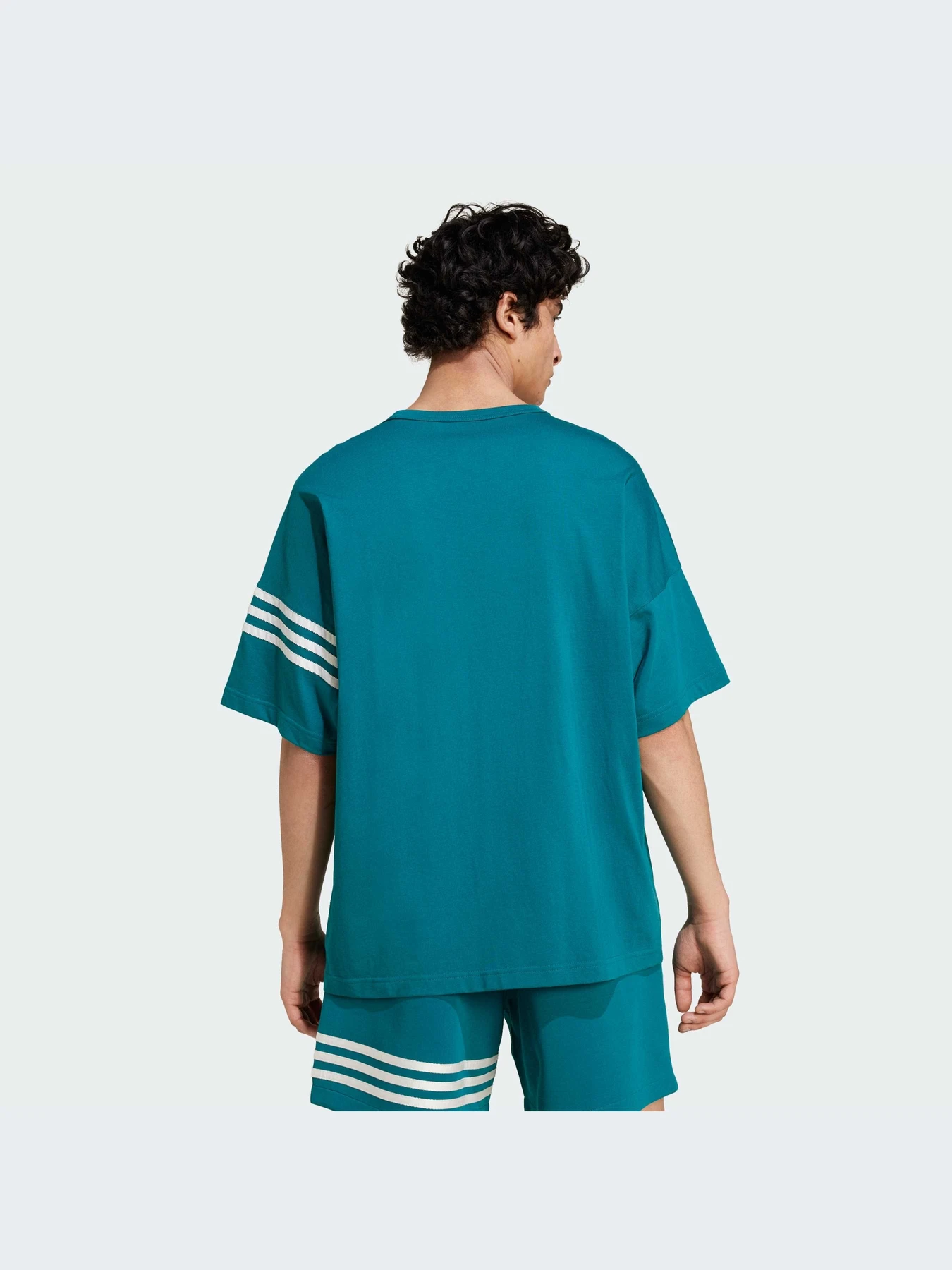 Футболки и поло Adidas Adicolor модель JF9138-KZ Футболки и поло Adidas Adicolor модель JF9138-KZ Фото