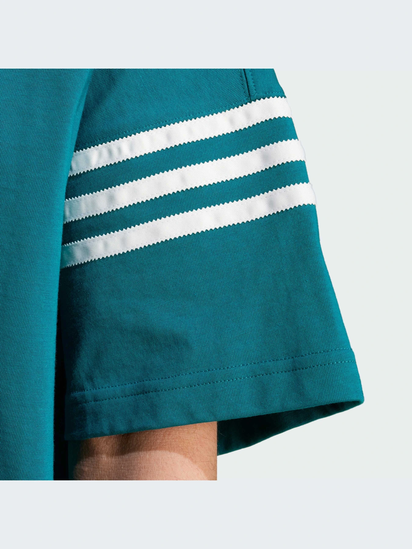 Футболки и поло Adidas Adicolor модель JF9138-KZ Футболки и поло Adidas Adicolor модель JF9138-KZ Фото