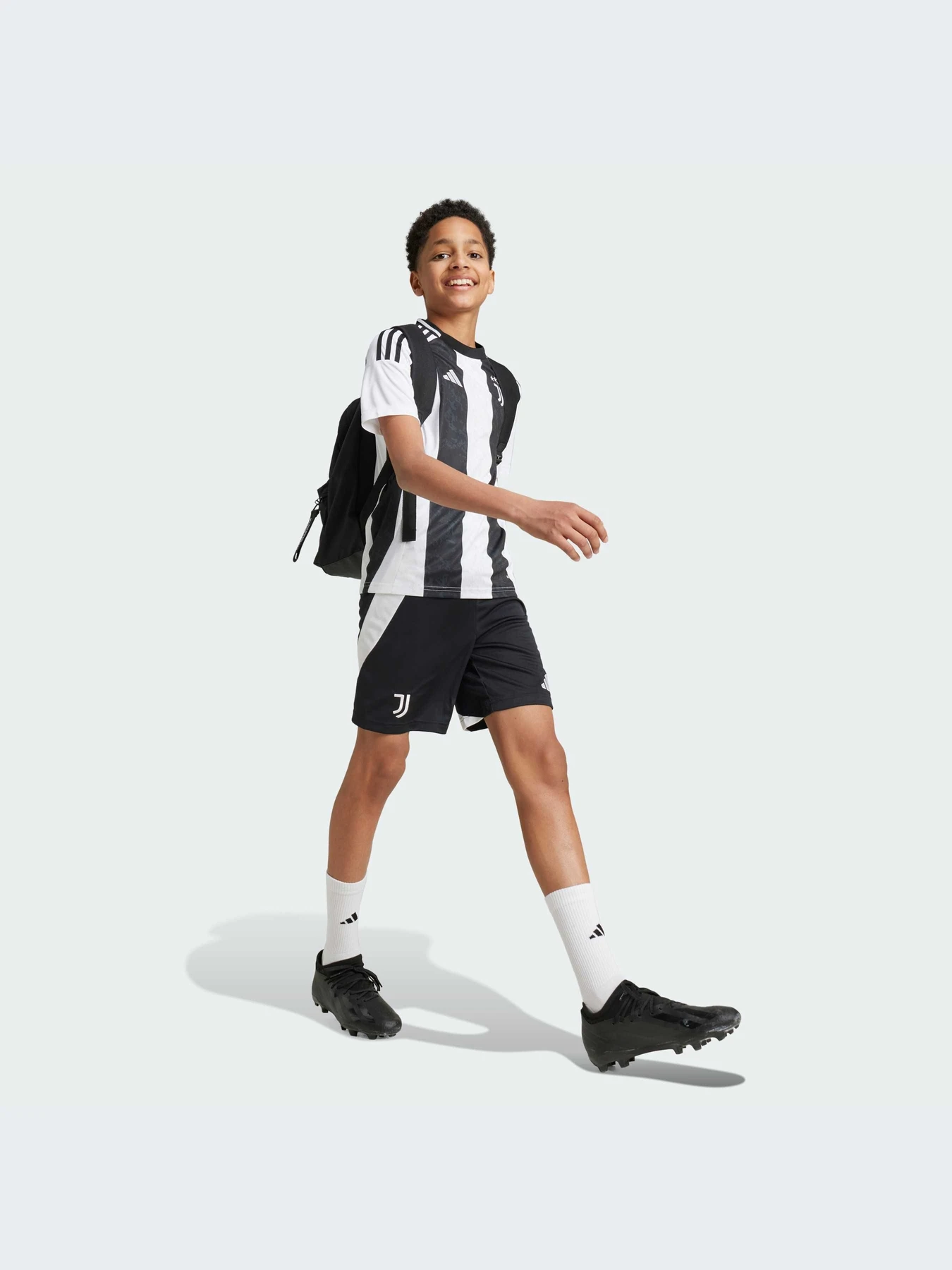 Футболки и поло Adidas модель IT3552-KZ Футболки и поло Adidas модель IT3552-KZ Фото