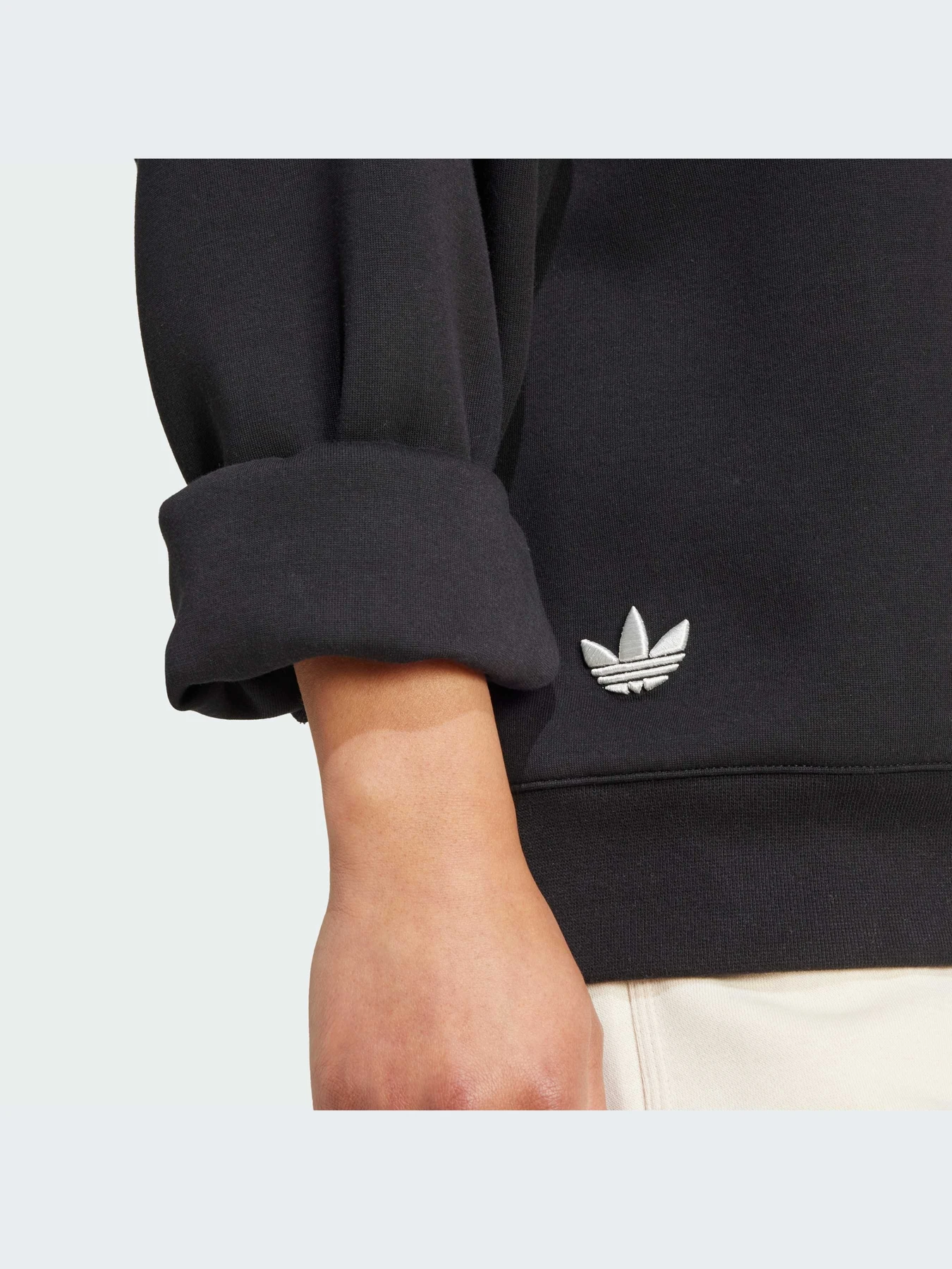Худи и свитшоты Adidas модель IW3430-KZ Худи и свитшоты Adidas модель IW3430-KZ Фото