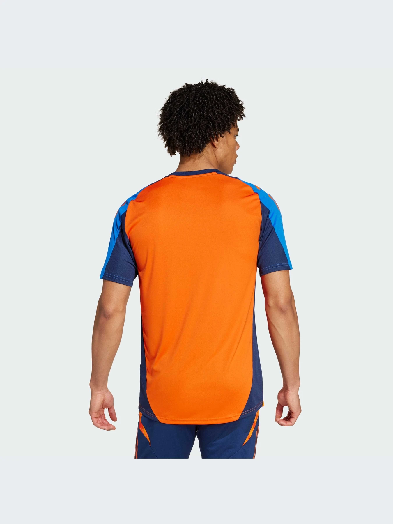 Футболки и поло Adidas модель IS5831-KZ Футболки и поло Adidas модель IS5831-KZ Фото