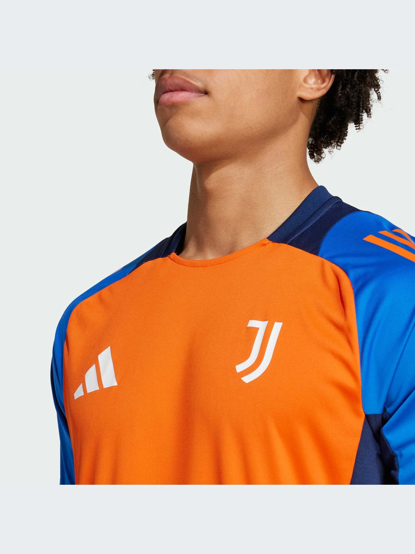Футболки и поло Adidas модель IS5831-KZ Футболки и поло Adidas модель IS5831-KZ Фото