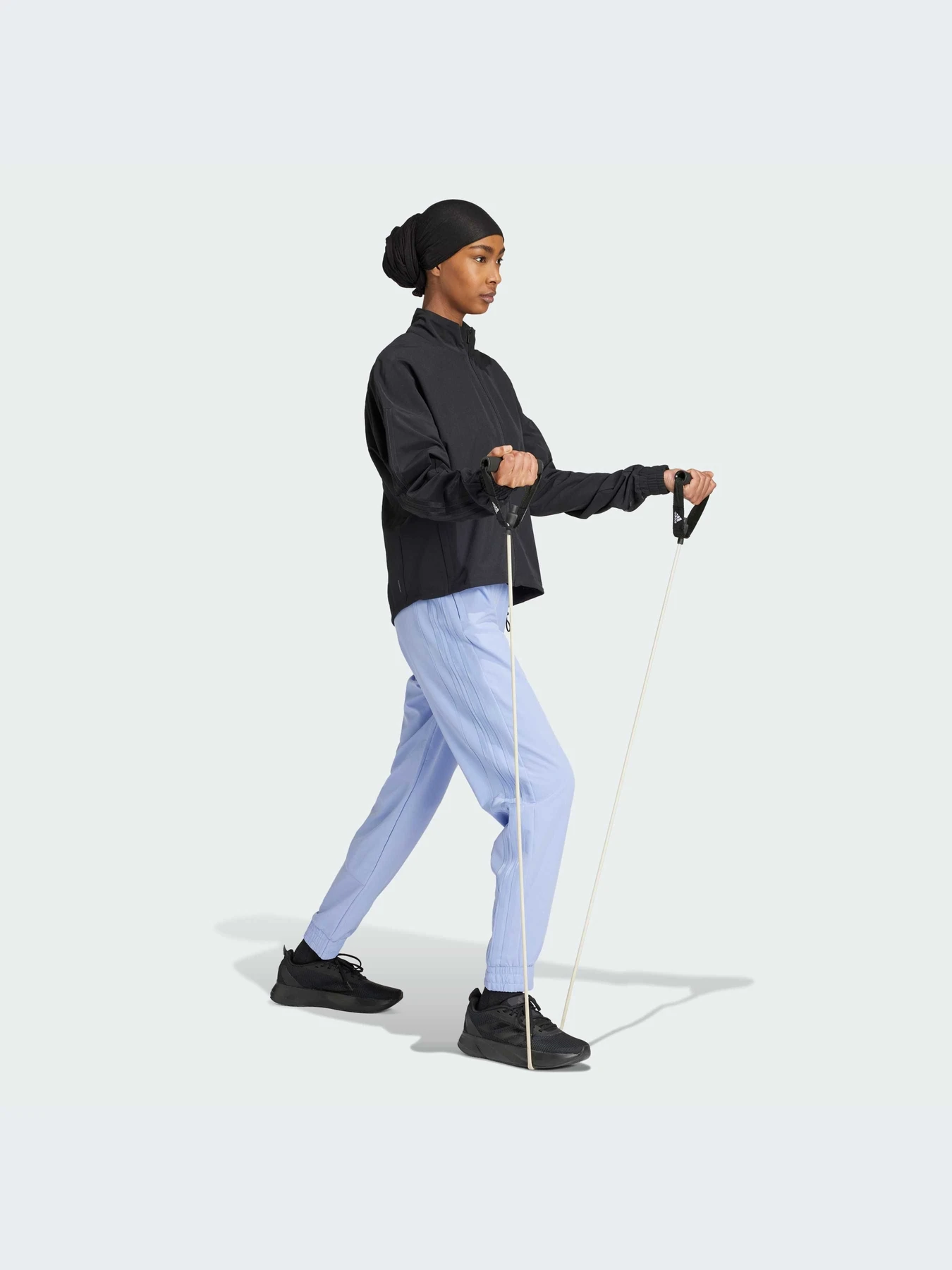 Худи и свитшоты Adidas модель IW8167-KZ Худи и свитшоты Adidas модель IW8167-KZ Фото