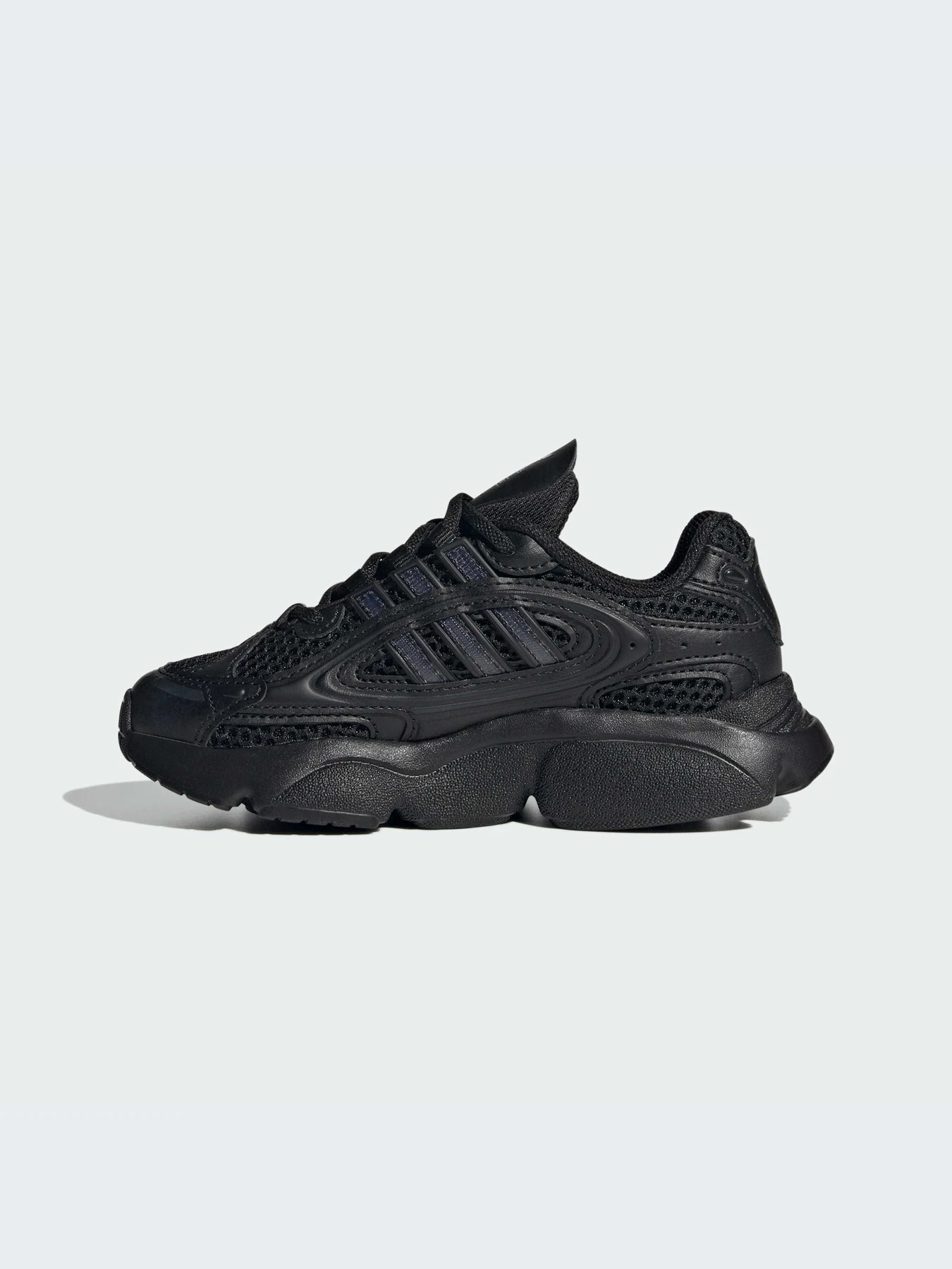 Кроссовки Adidas модель IE9059-KZ Кроссовки Adidas модель IE9059-KZ Фото