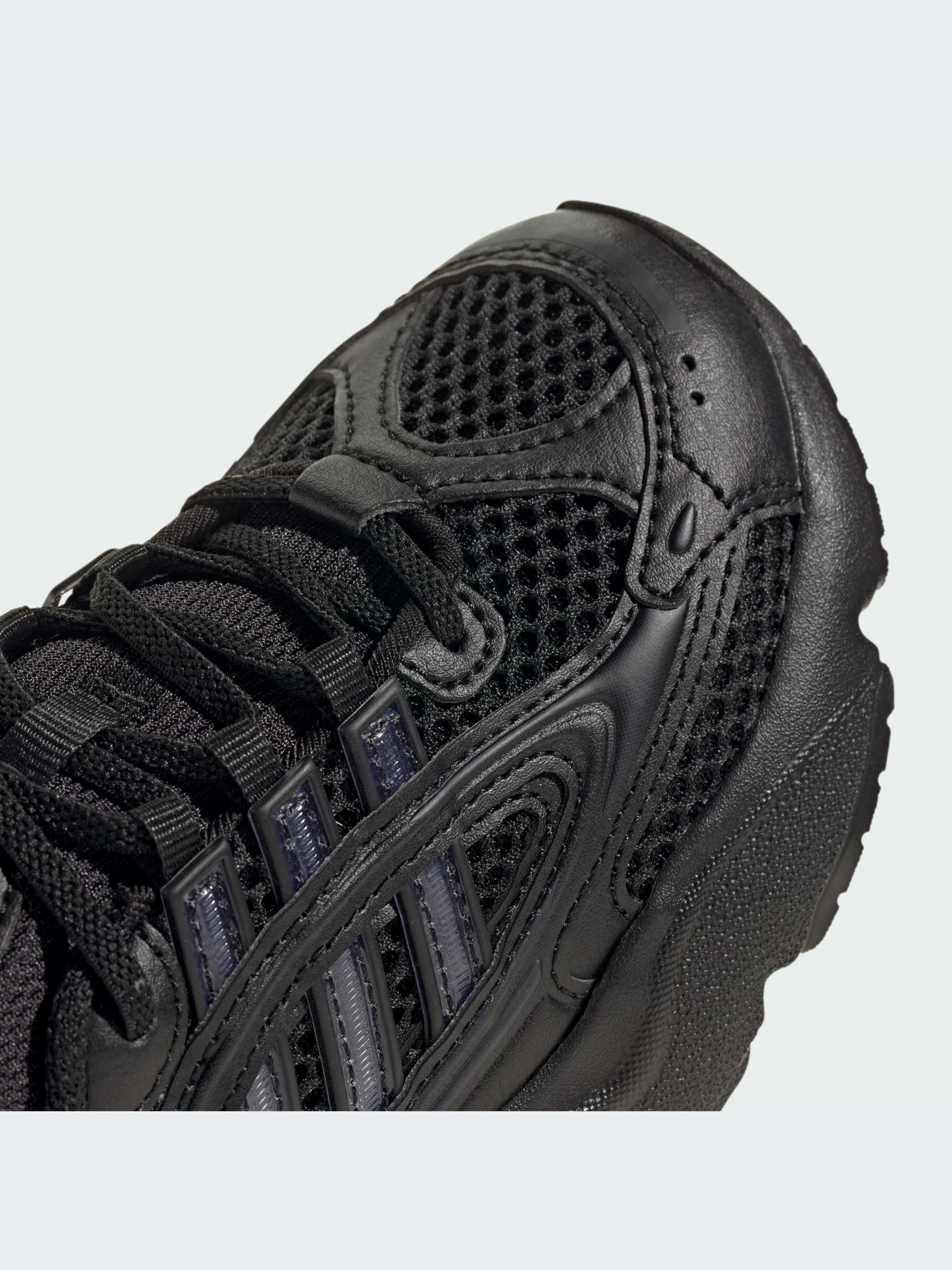 Кроссовки Adidas модель IE9059-KZ Кроссовки Adidas модель IE9059-KZ Фото
