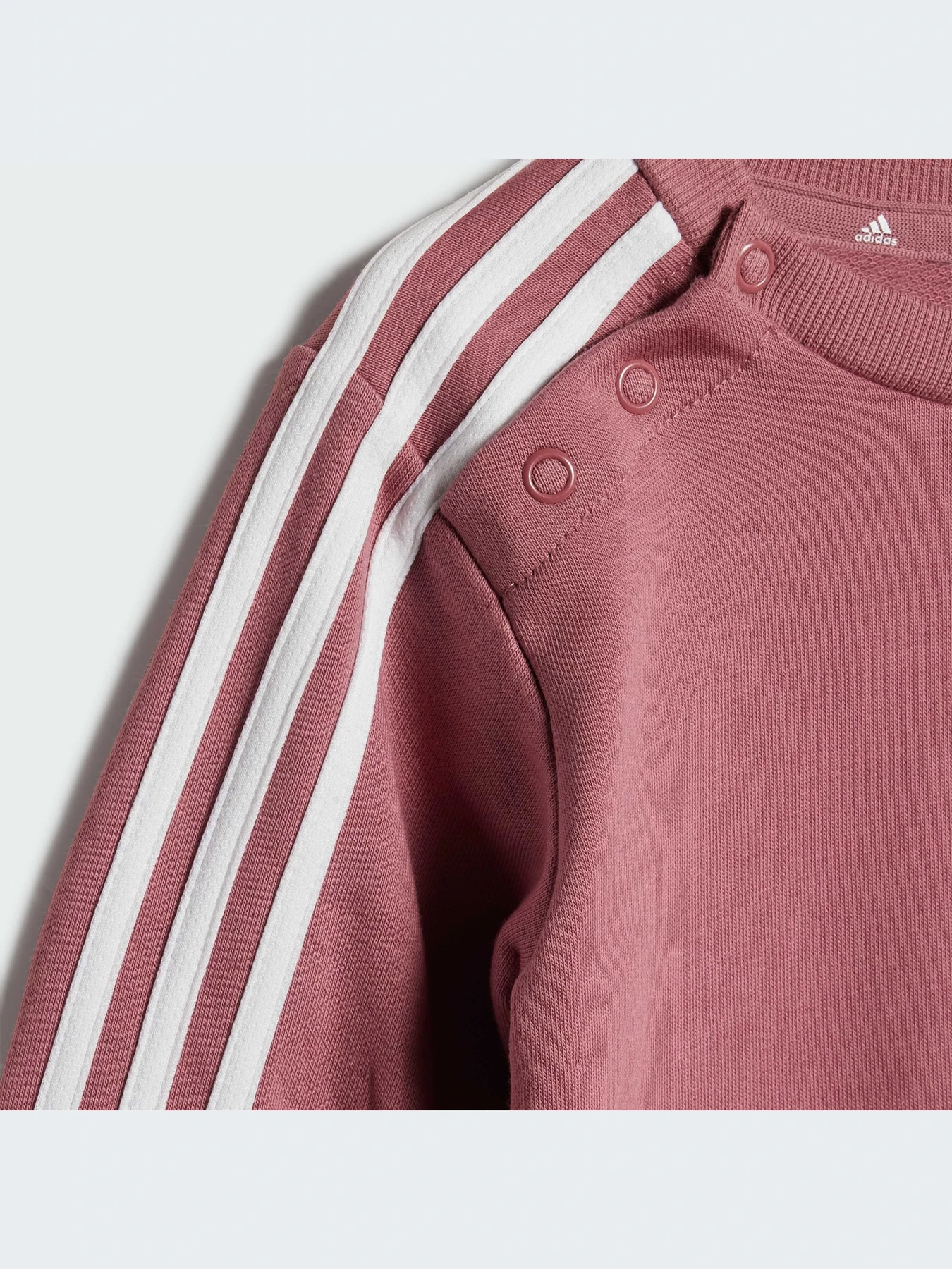 Костюмы Adidas модель IZ4988-KZ Костюмы Adidas модель IZ4988-KZ Фото