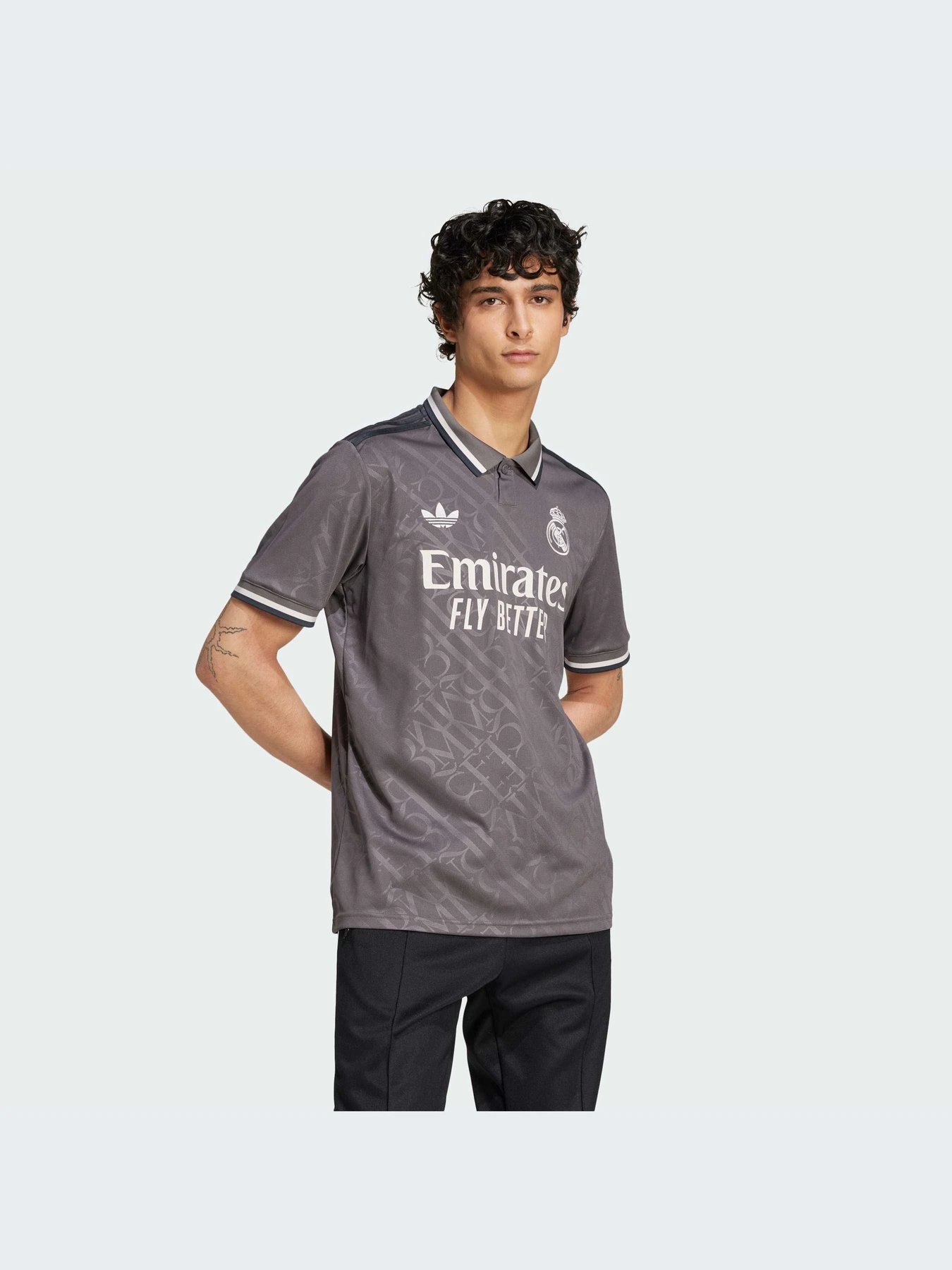 Футболки и поло Adidas модель IY1763-KZ Футболки и поло Adidas модель IY1763-KZ Фото
