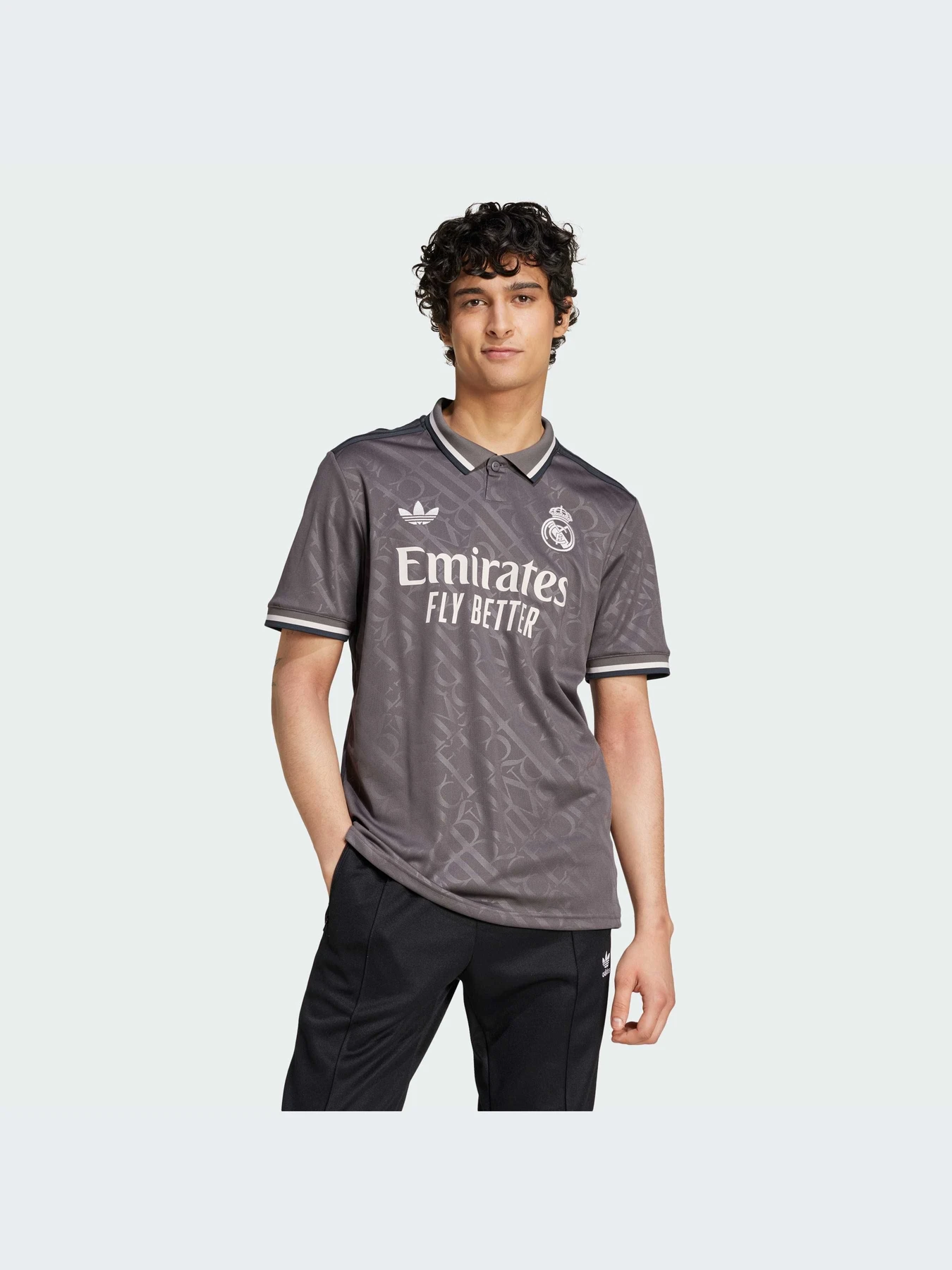 Футболки и поло Adidas модель IY1763-KZ Футболки и поло Adidas модель IY1763-KZ Фото